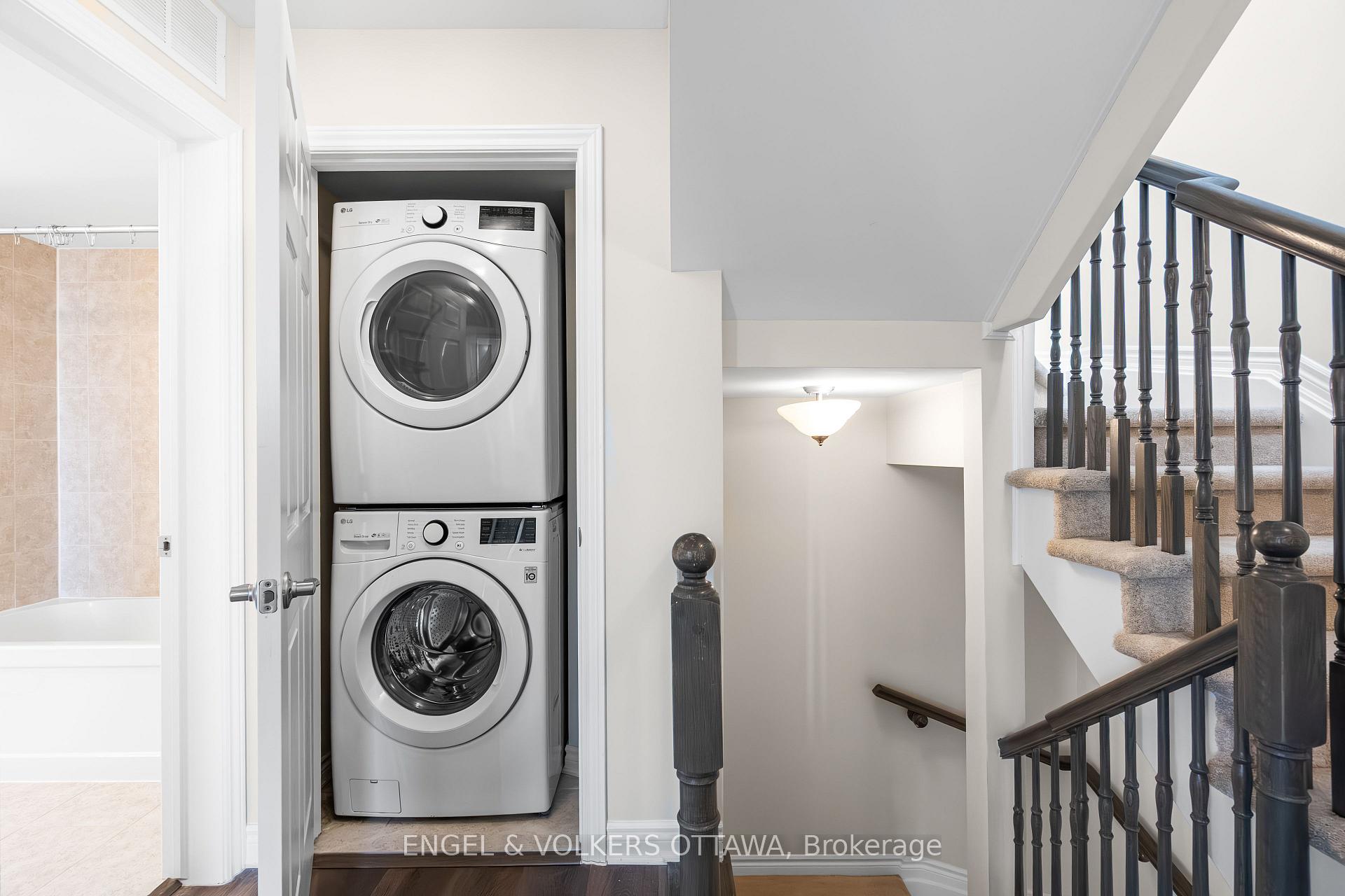 Photo 33 of 571 Ozawa Private, Ottawa, CFB Rockcliffe and Area — HOMEH