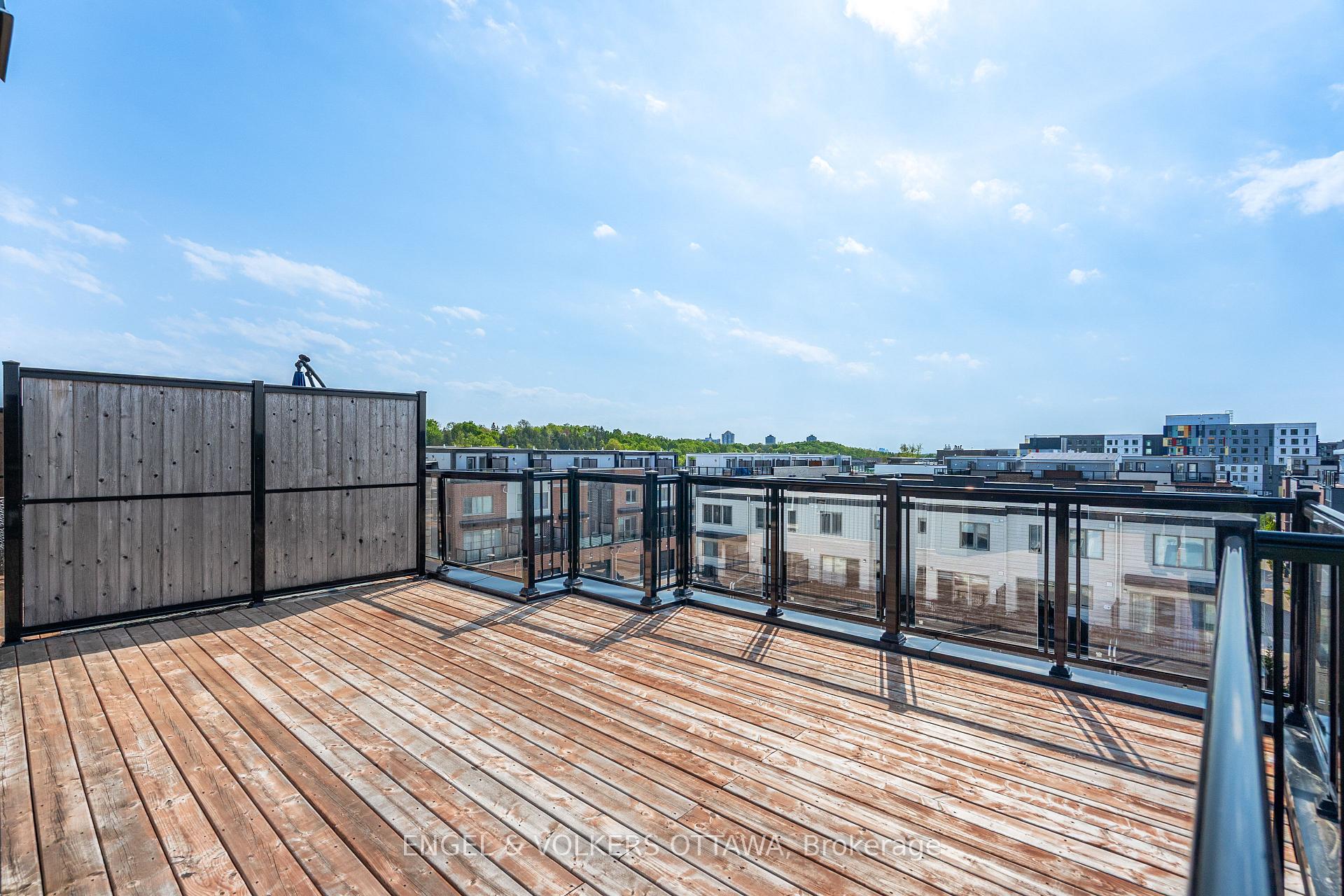 Photo 36 of 571 Ozawa Private, Ottawa, CFB Rockcliffe and Area — HOMEH