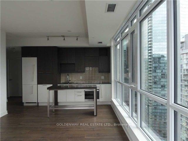 Front of Unit 3005, 199 Richmond Street W