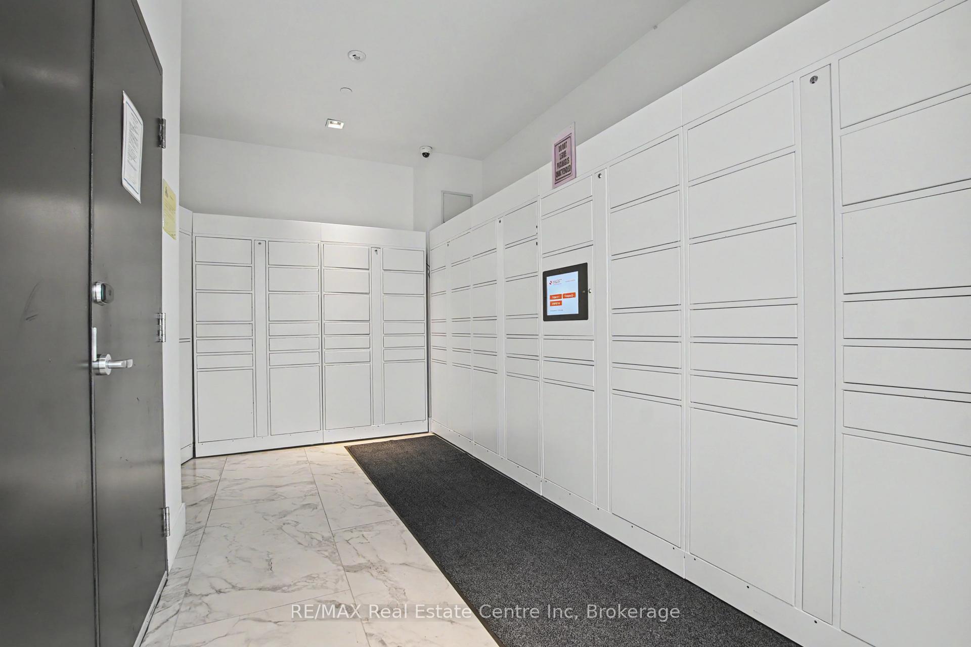 Photo 11 of Unit 2214, 15 Wellington Street, Kitchener, Cherry Hill — HOMEH