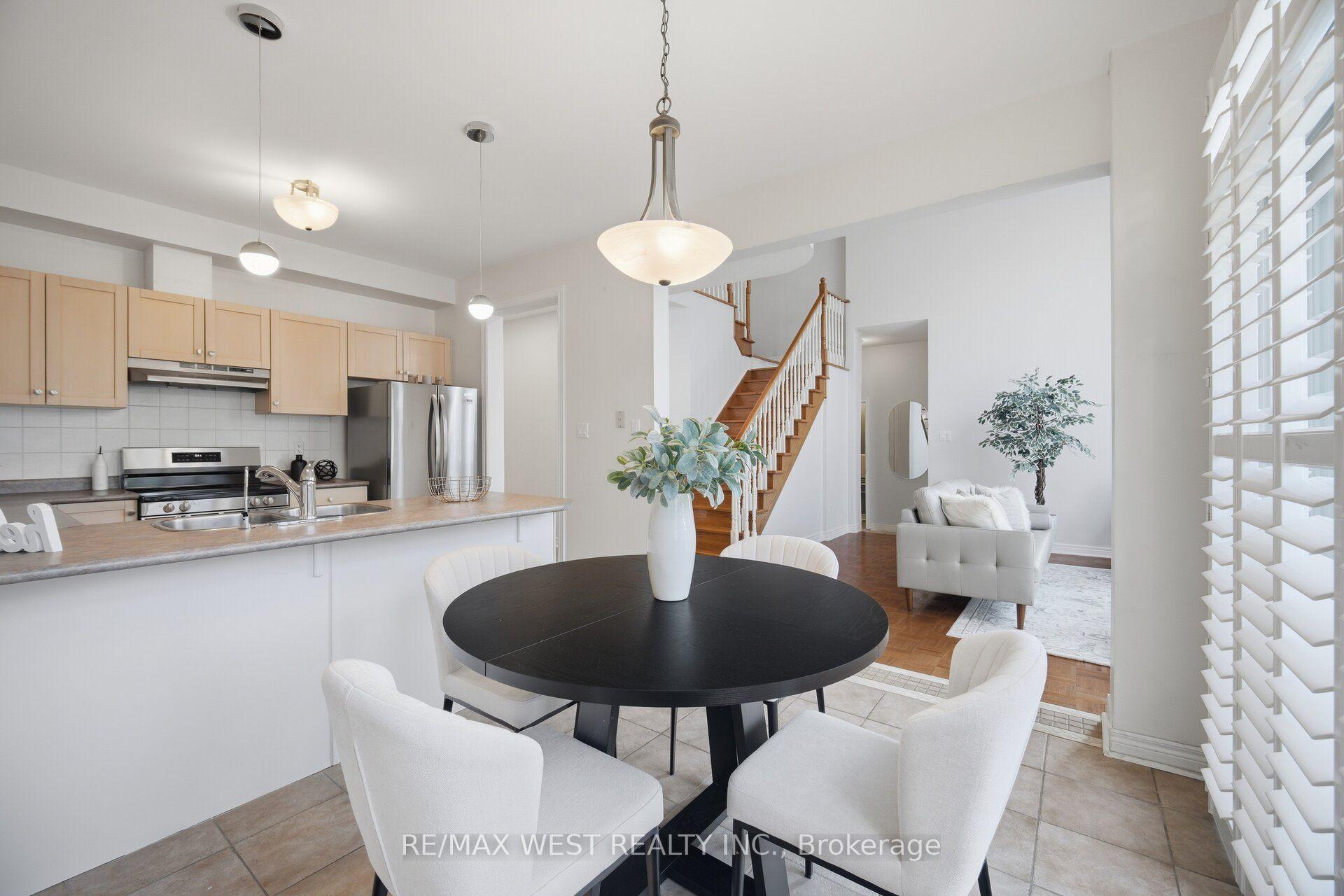 Photo 11 of 12 Mira Vista Place, Vaughan, Sonoma Heights — HOMEH