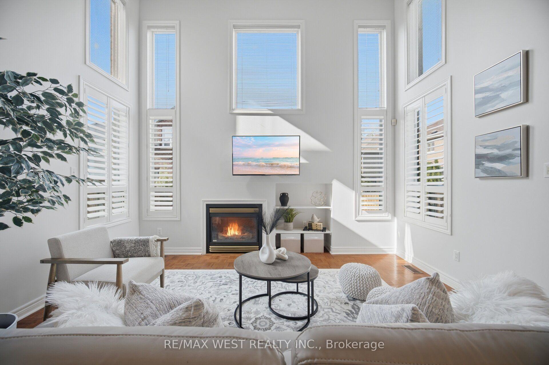 Photo 13 of 12 Mira Vista Place, Vaughan, Sonoma Heights — HOMEH