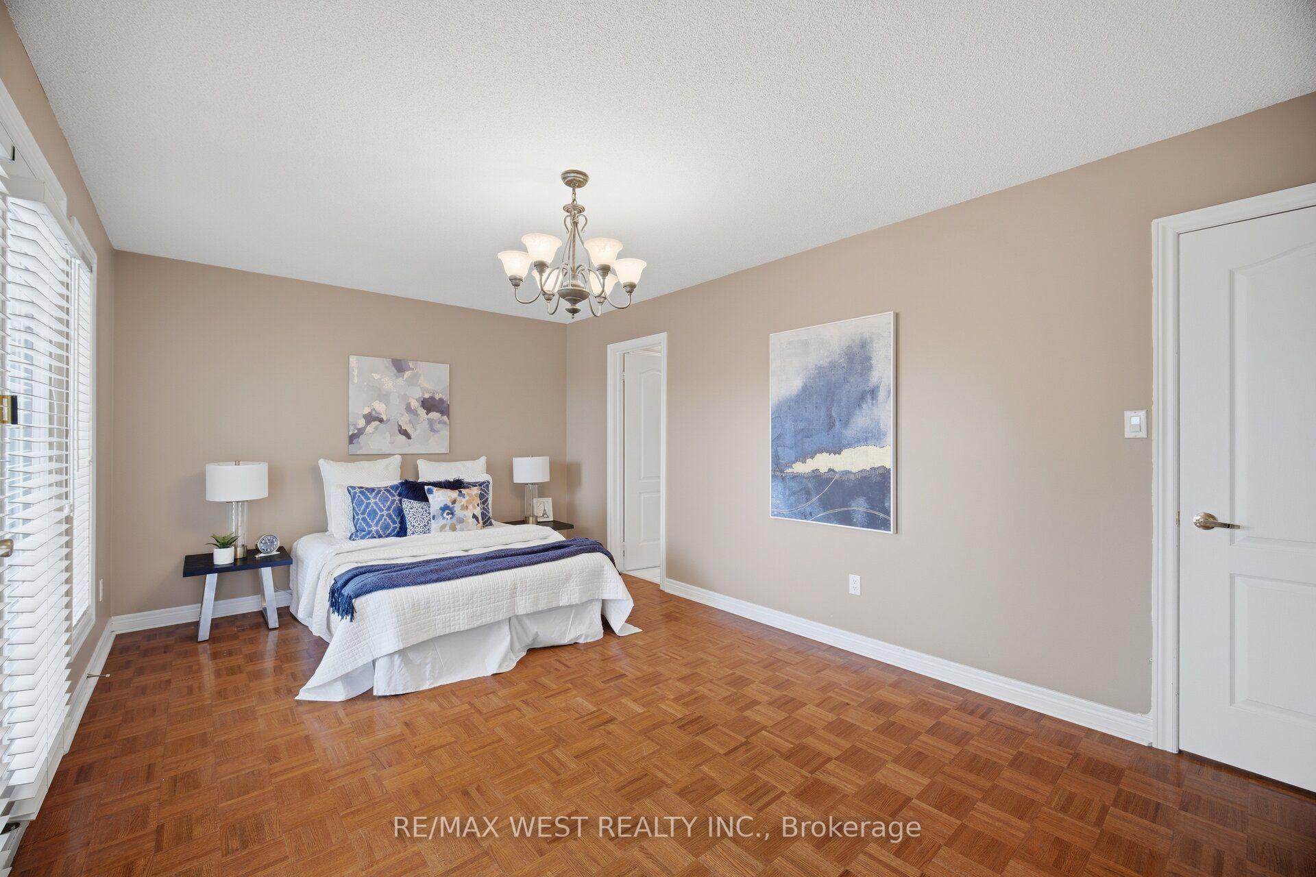 Photo 24 of 12 Mira Vista Place, Vaughan, Sonoma Heights — HOMEH