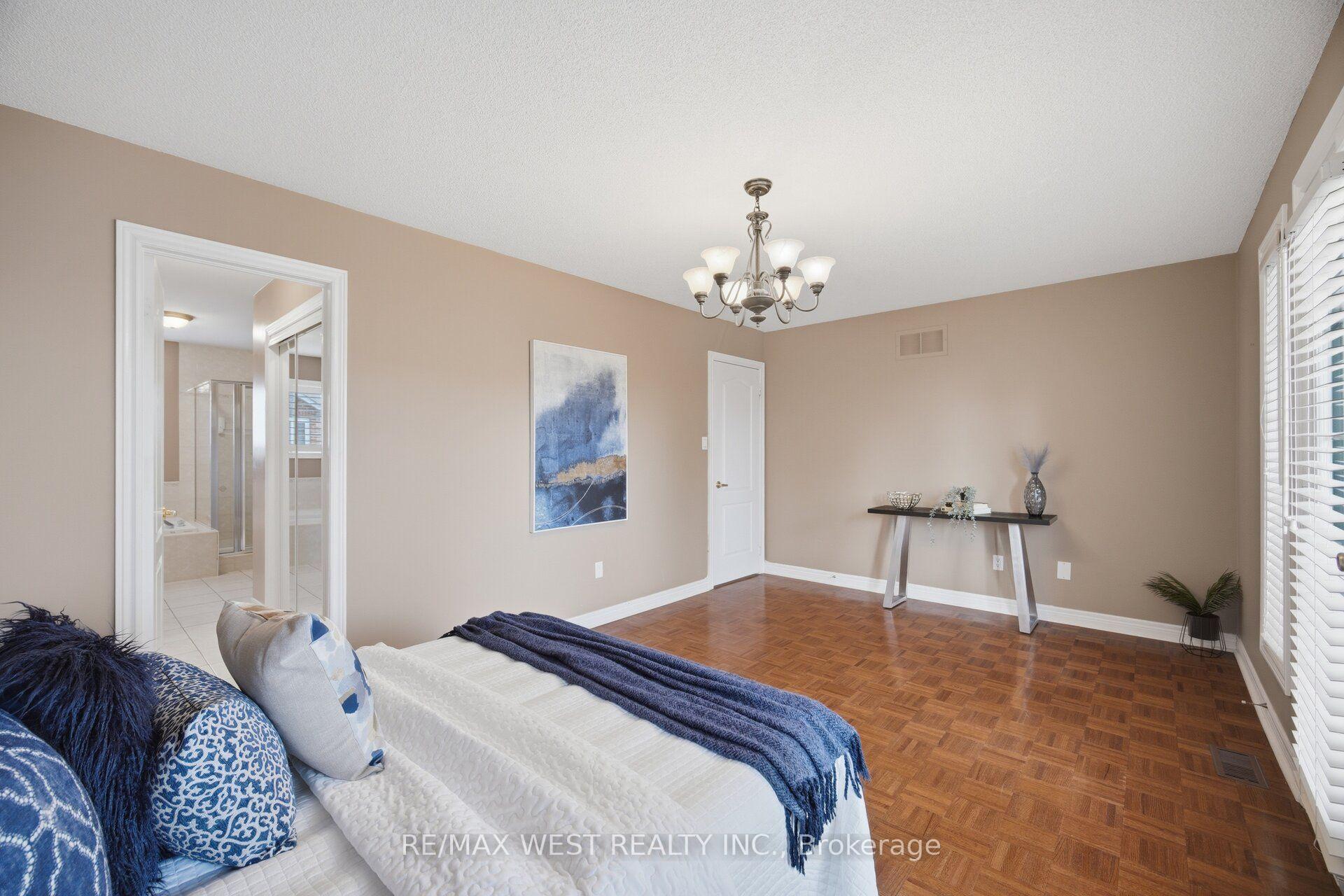 Photo 25 of 12 Mira Vista Place, Vaughan, Sonoma Heights — HOMEH