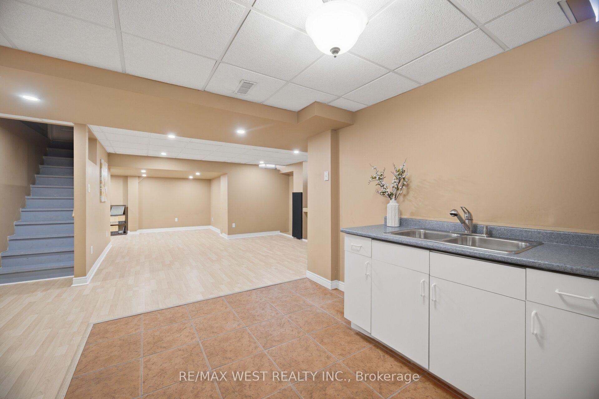 Photo 39 of 12 Mira Vista Place, Vaughan, Sonoma Heights — HOMEH