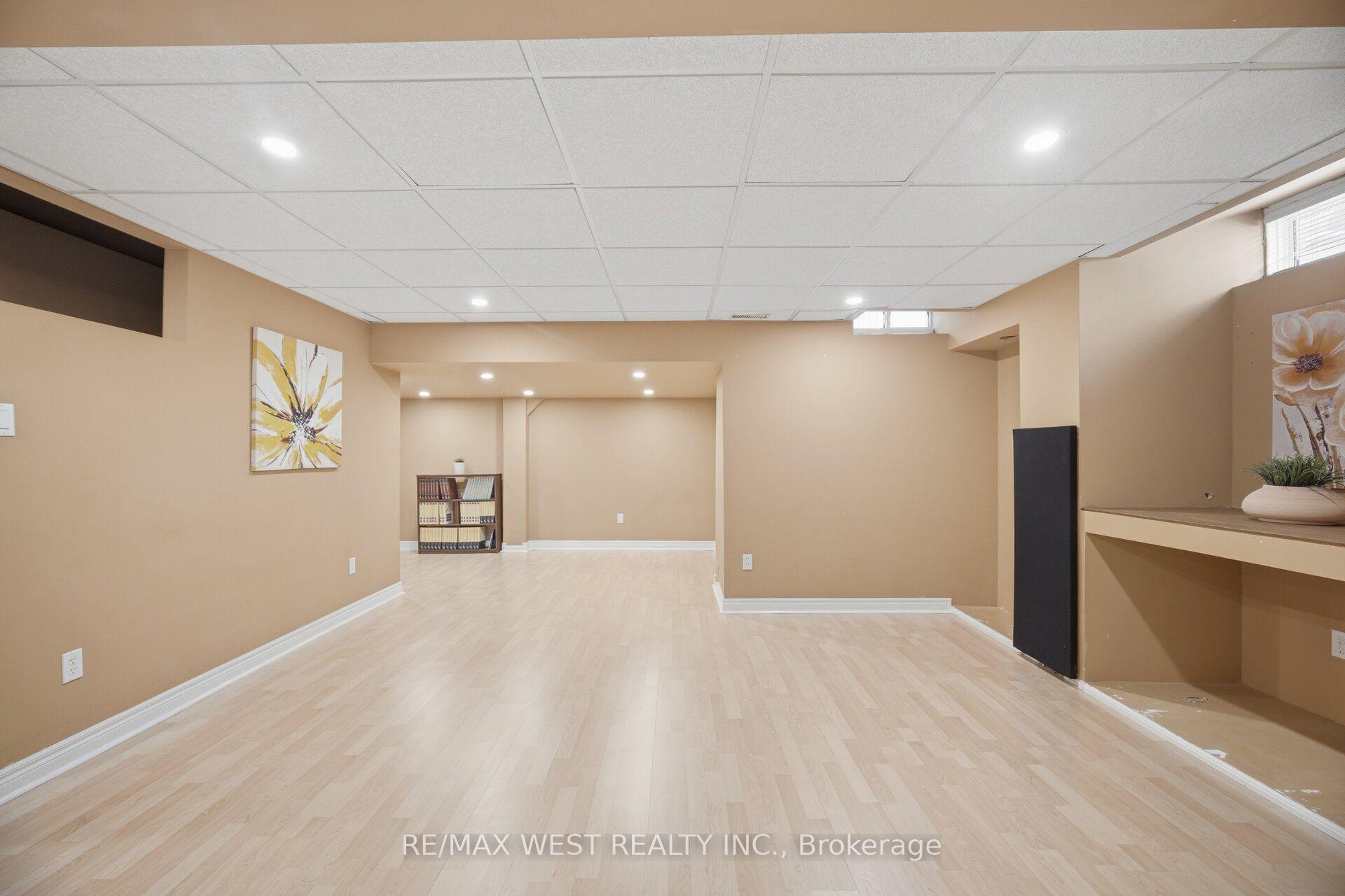 Photo 42 of 12 Mira Vista Place, Vaughan, Sonoma Heights — HOMEH
