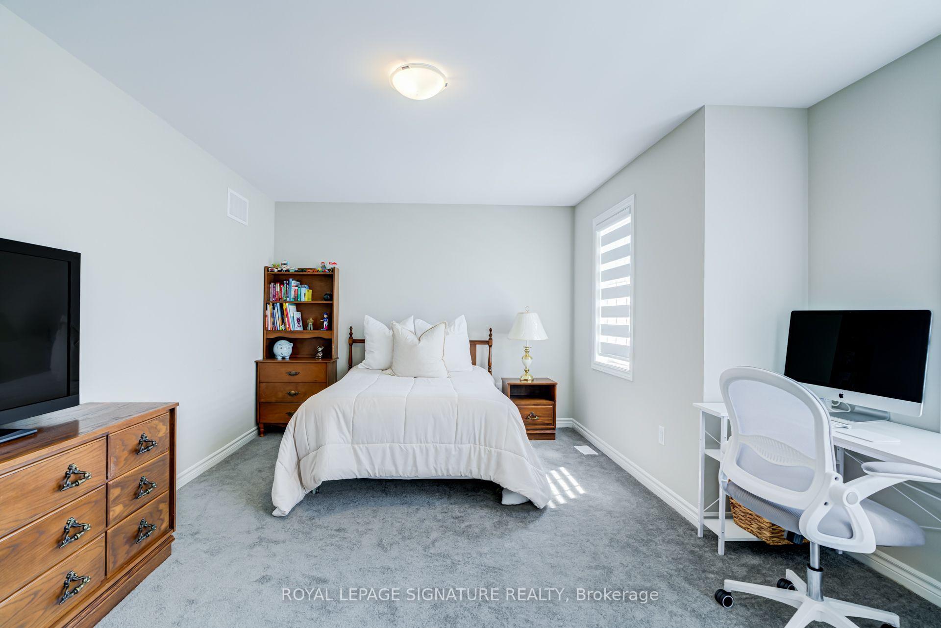 Photo 20 of 252 Springfield Crescent, Clearview, Stayner — HOMEH
