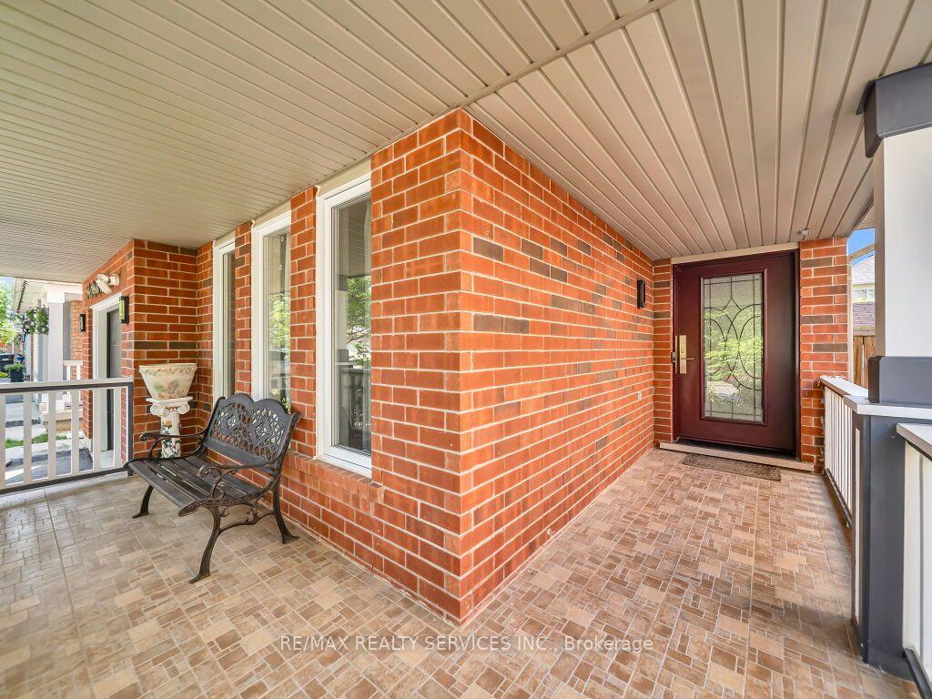 Photo 6 of 34 Allness Road, Brampton, Fletcher's Meadow — HOMEH