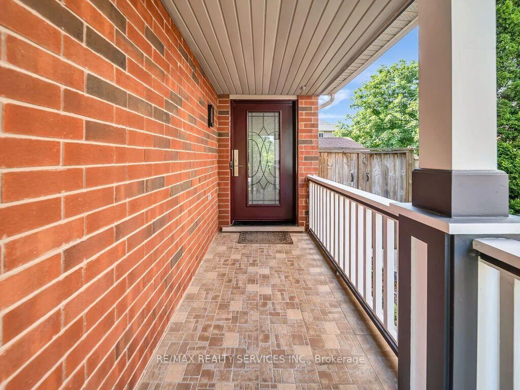 Photo 8 of 34 Allness Road, Brampton, Fletcher's Meadow — HOMEH