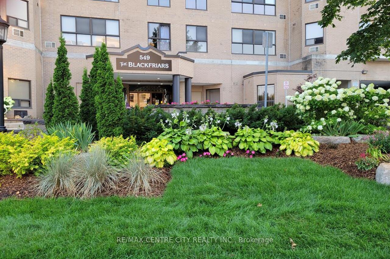 Front of Unit 302, 549 Ridout Street N