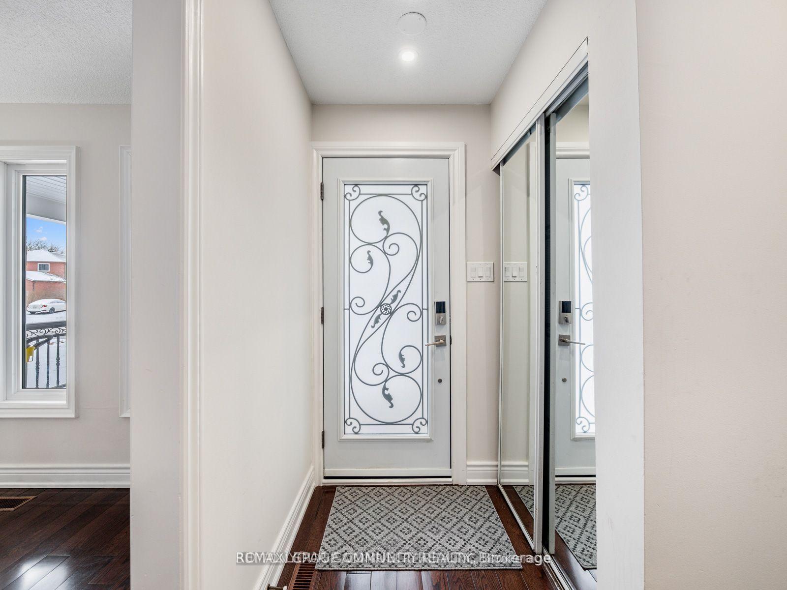 Photo 2 of 1552 Dellbrook Avenue, Pickering, Brock Ridge — HOMEH