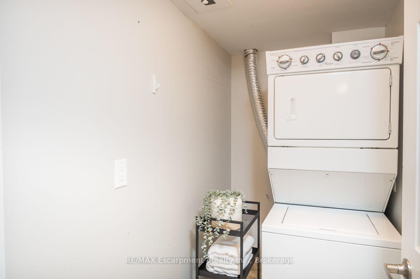 Photo 21 of Unit 307, 1045 Nadalin Heights, Milton, Willmott — HOMEH