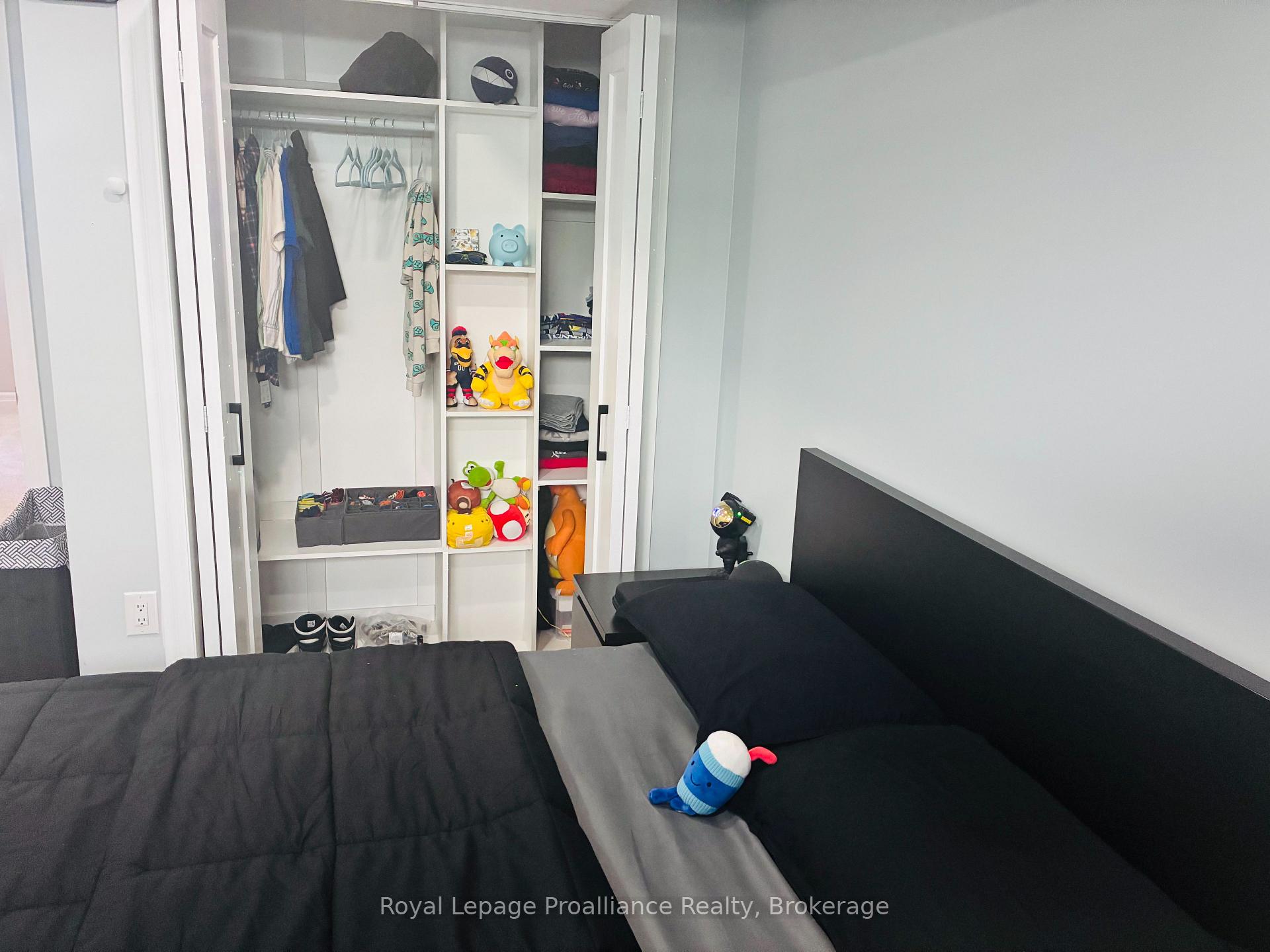 Photo 31 of 48 Mercedes Drive, Belleville, Belleville Ward — HOMEH