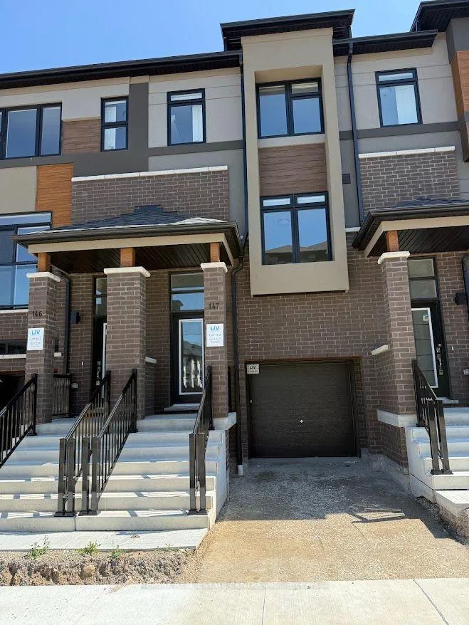 Front of Unit 147, 660 Colborne Street W