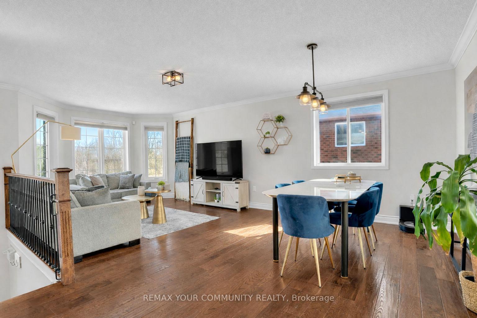 Photo 6 of 92 Sandringham Drive, Barrie, Innis-Shore — HOMEH
