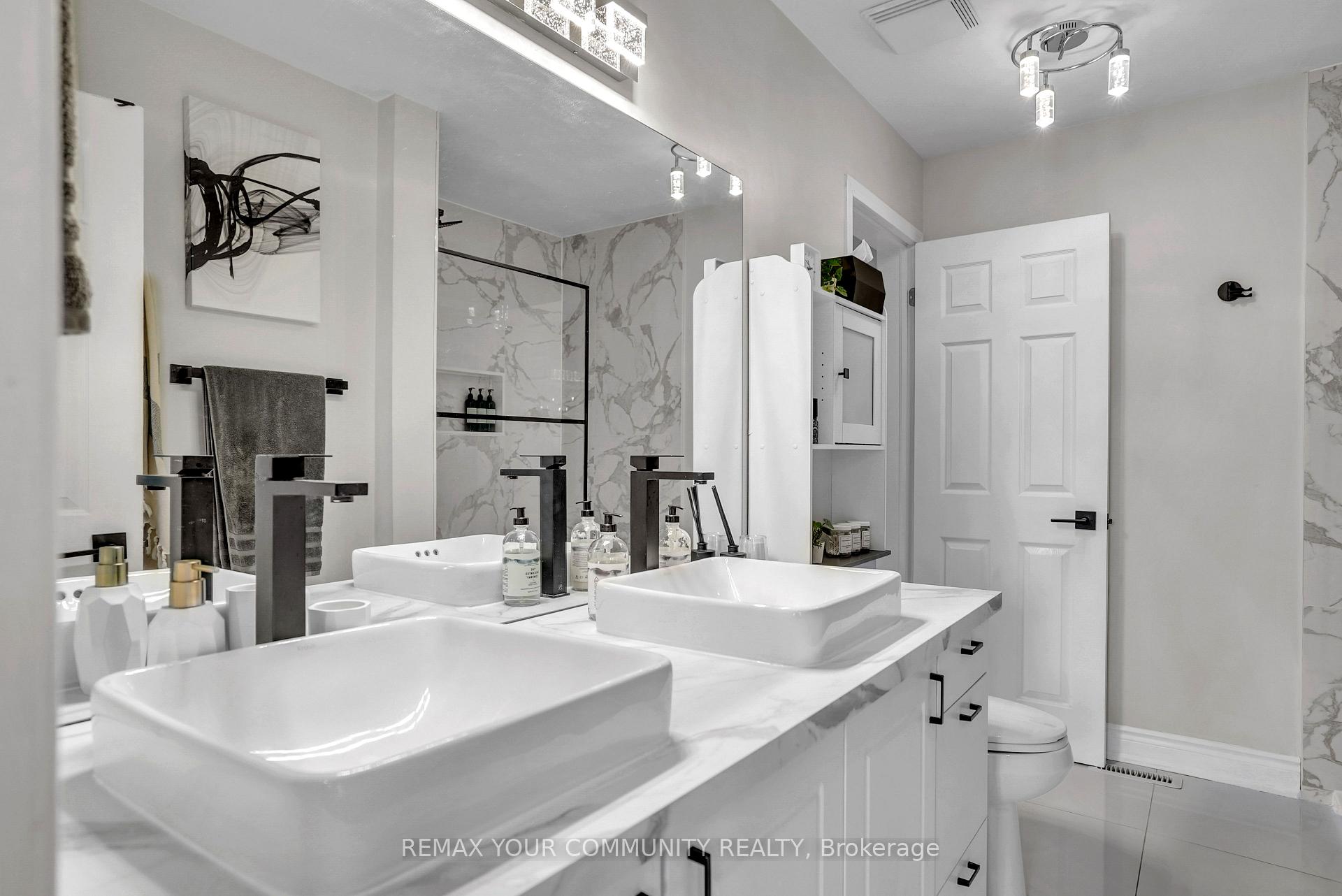 Photo 14 of 92 Sandringham Drive, Barrie, Innis-Shore — HOMEH