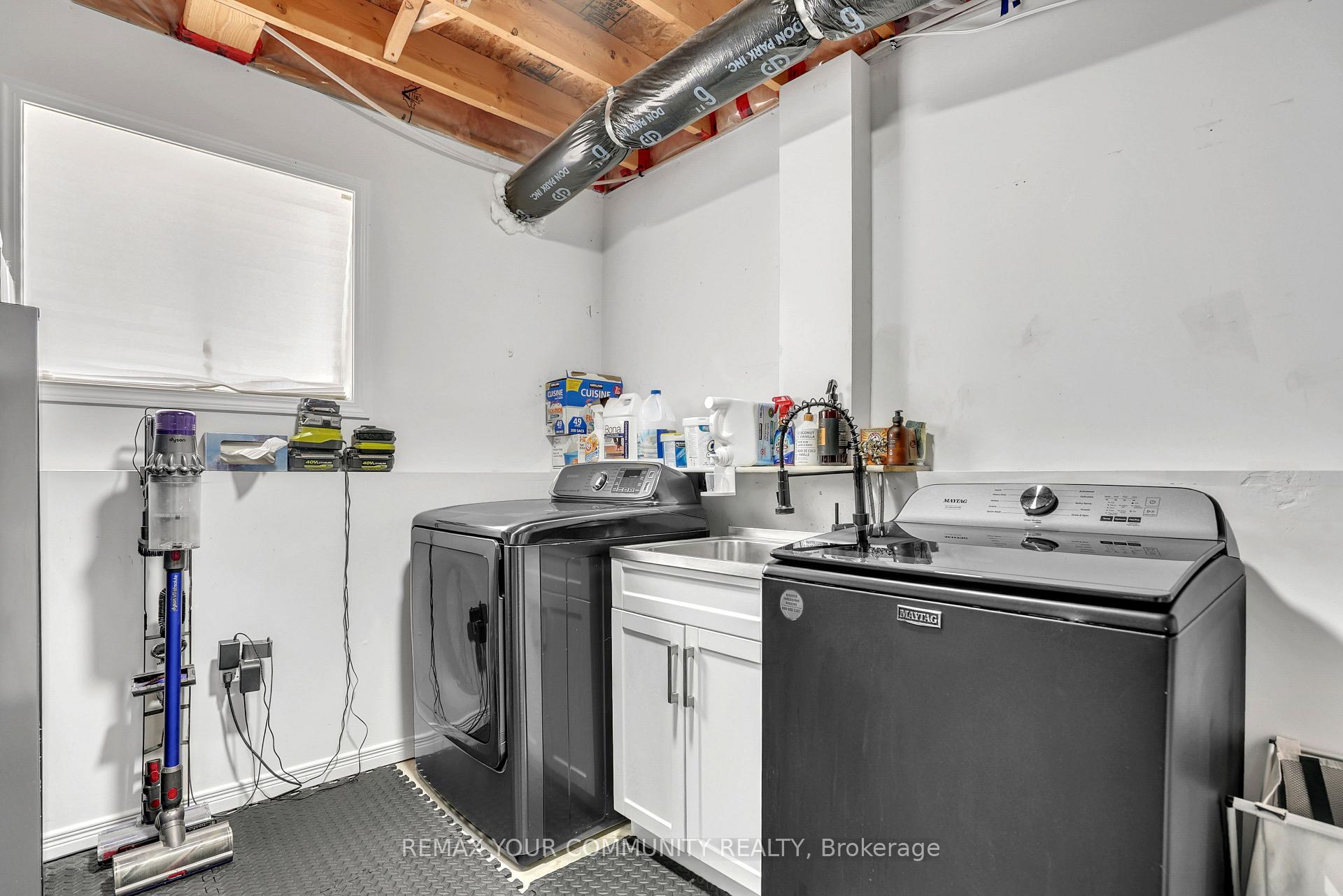 Photo 24 of 92 Sandringham Drive, Barrie, Innis-Shore — HOMEH