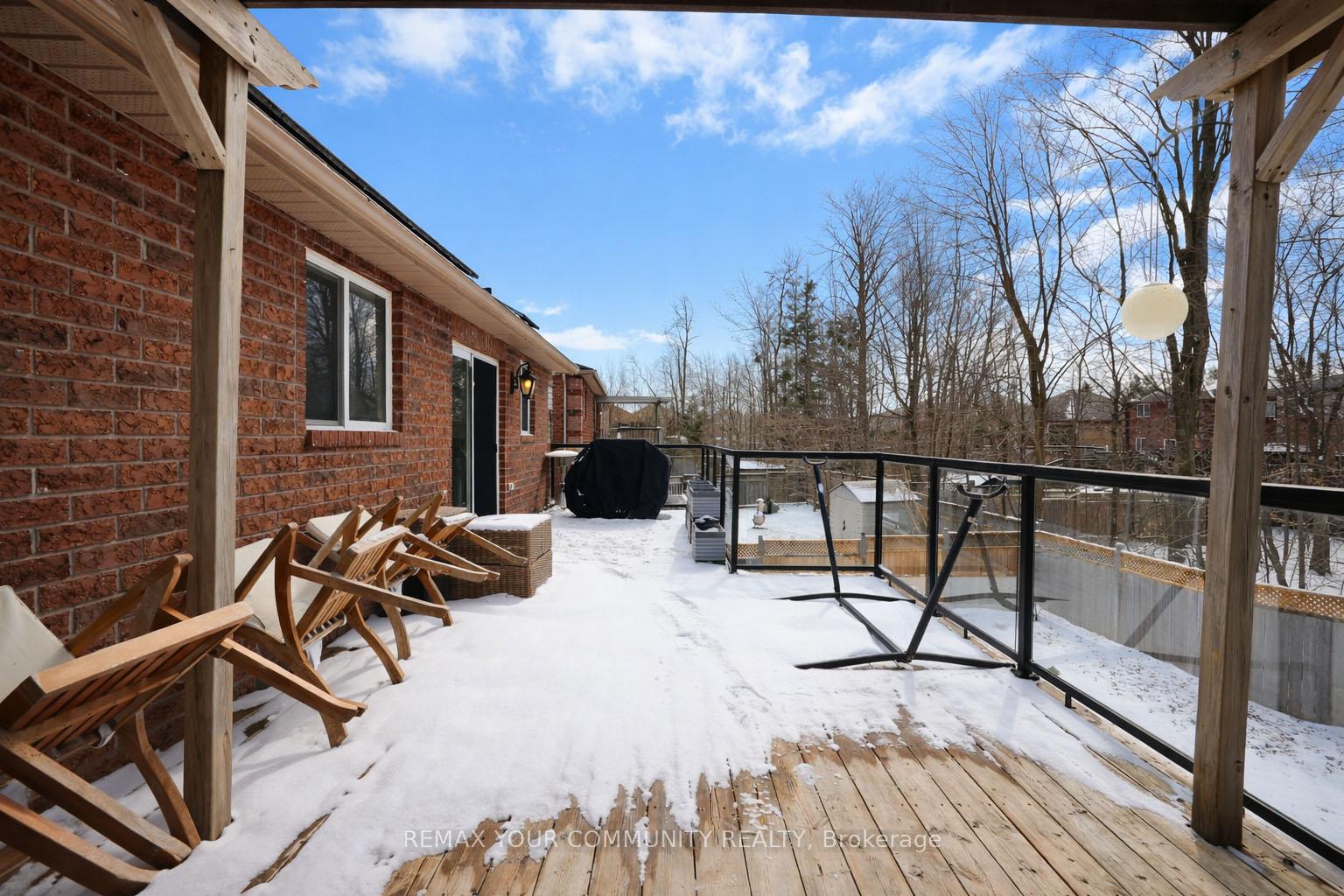 Photo 38 of 92 Sandringham Drive, Barrie, Innis-Shore — HOMEH
