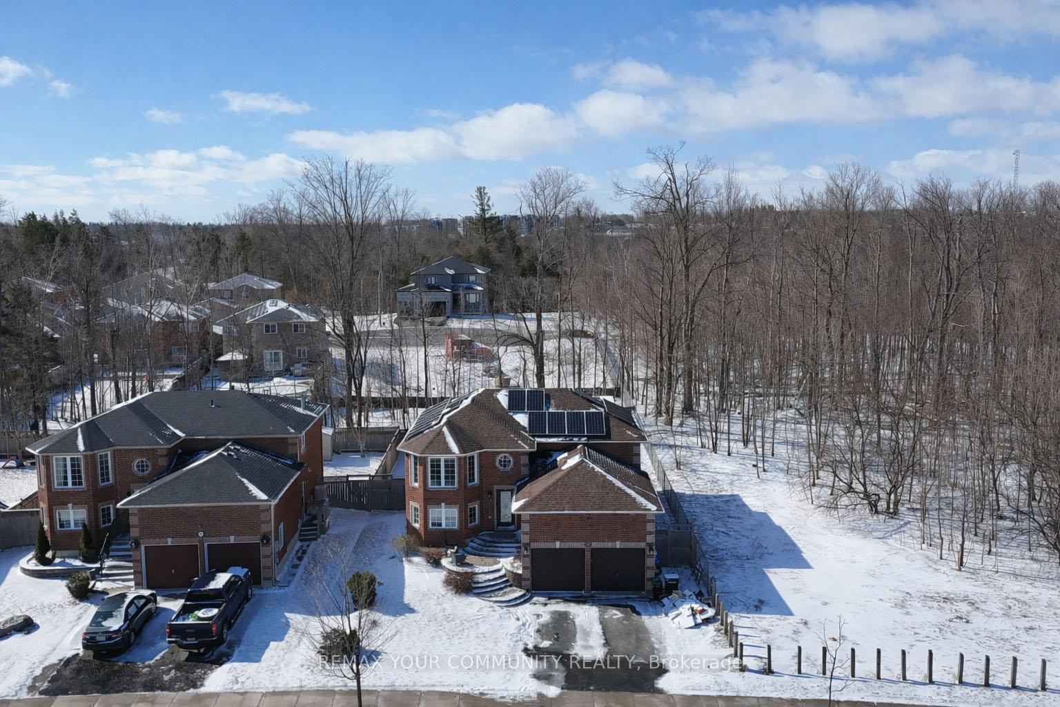 Photo 39 of 92 Sandringham Drive, Barrie, Innis-Shore — HOMEH