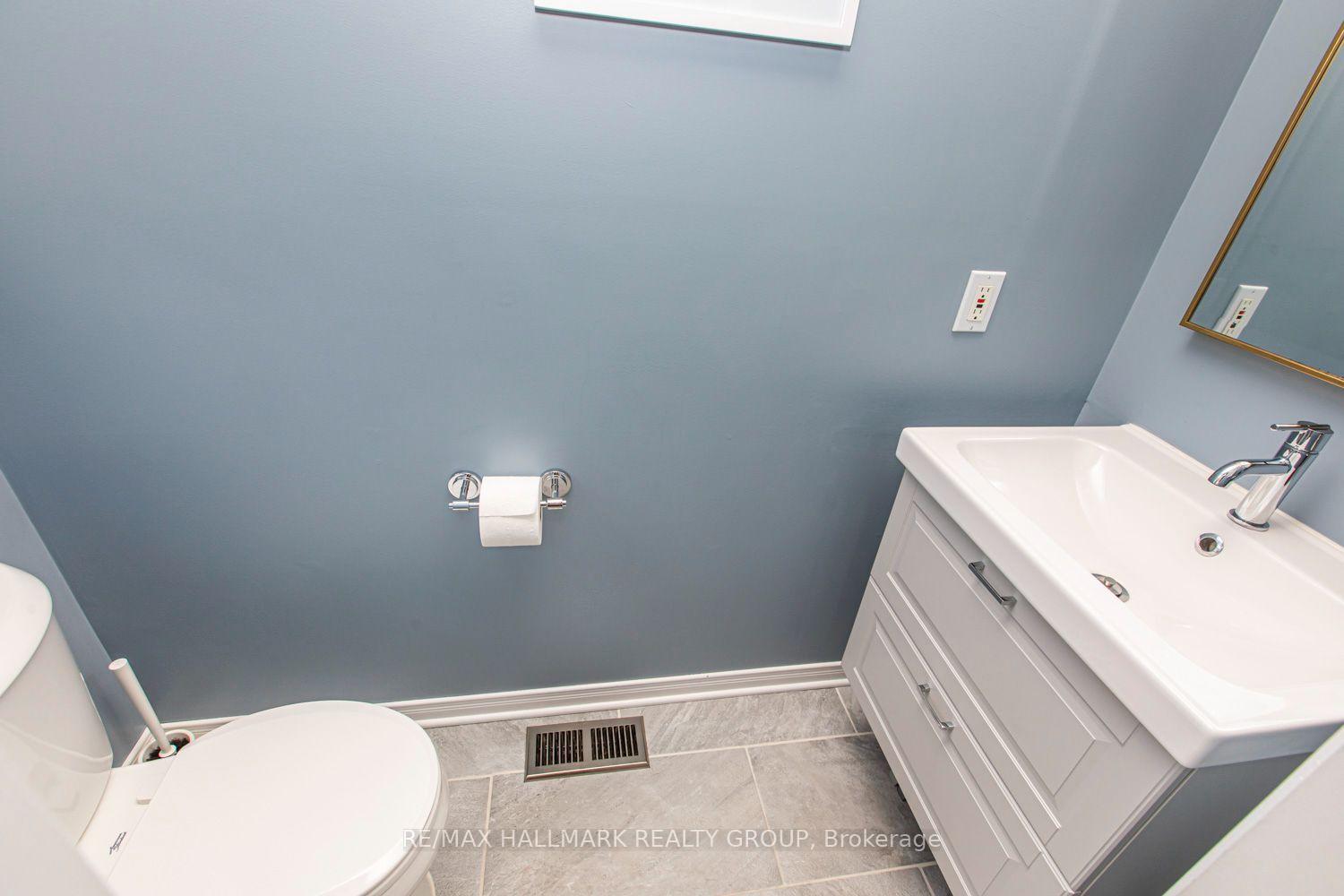 Photo 19 of 55 Jardin Private, Ottawa, Manor Park — HOMEH