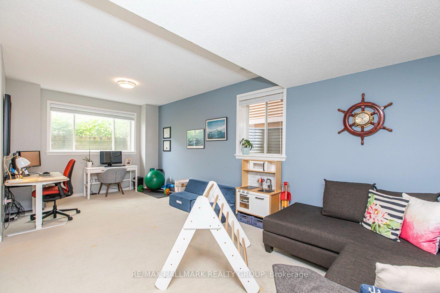 Photo 36 of 55 Jardin Private, Ottawa, Manor Park — HOMEH