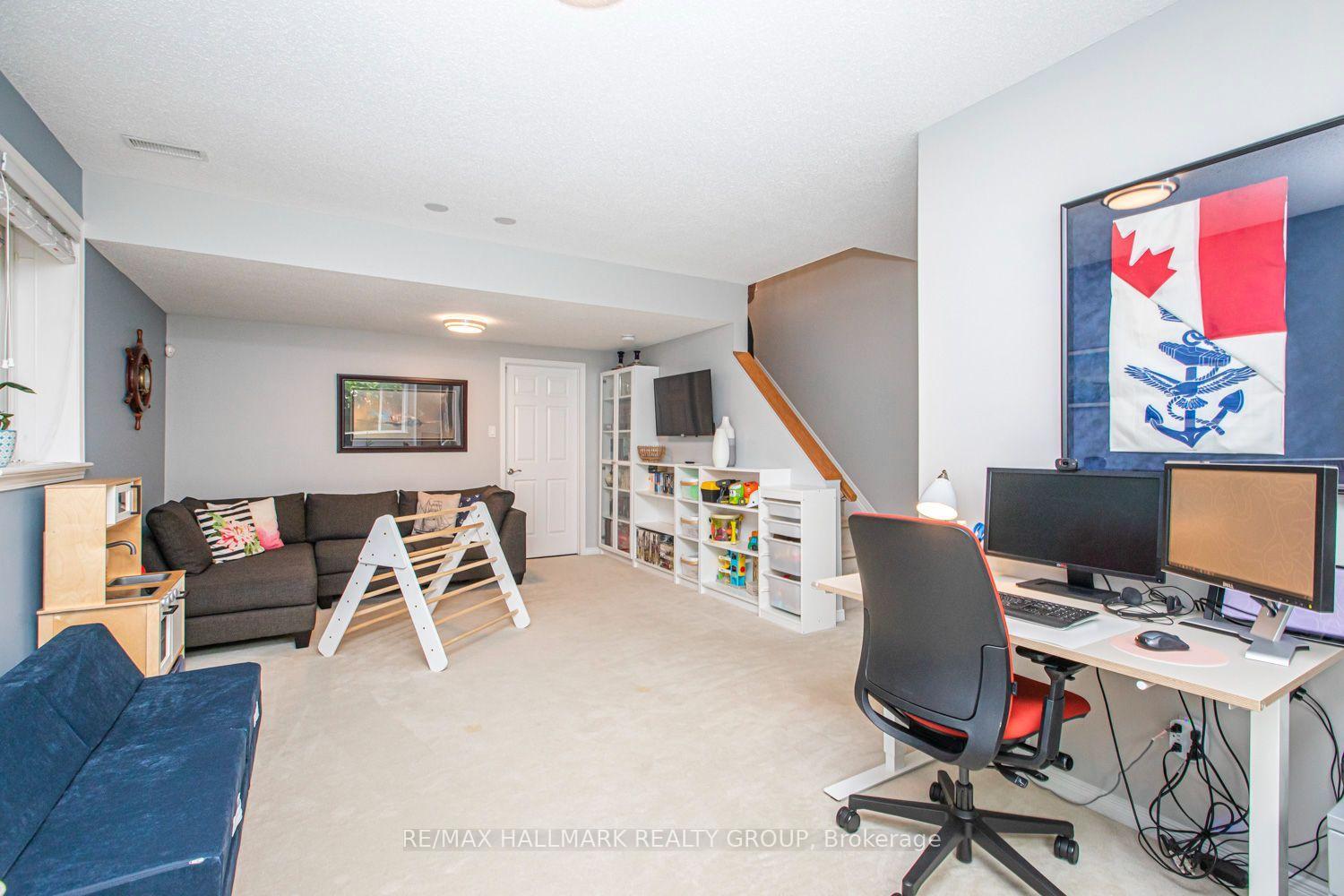 Photo 39 of 55 Jardin Private, Ottawa, Manor Park — HOMEH