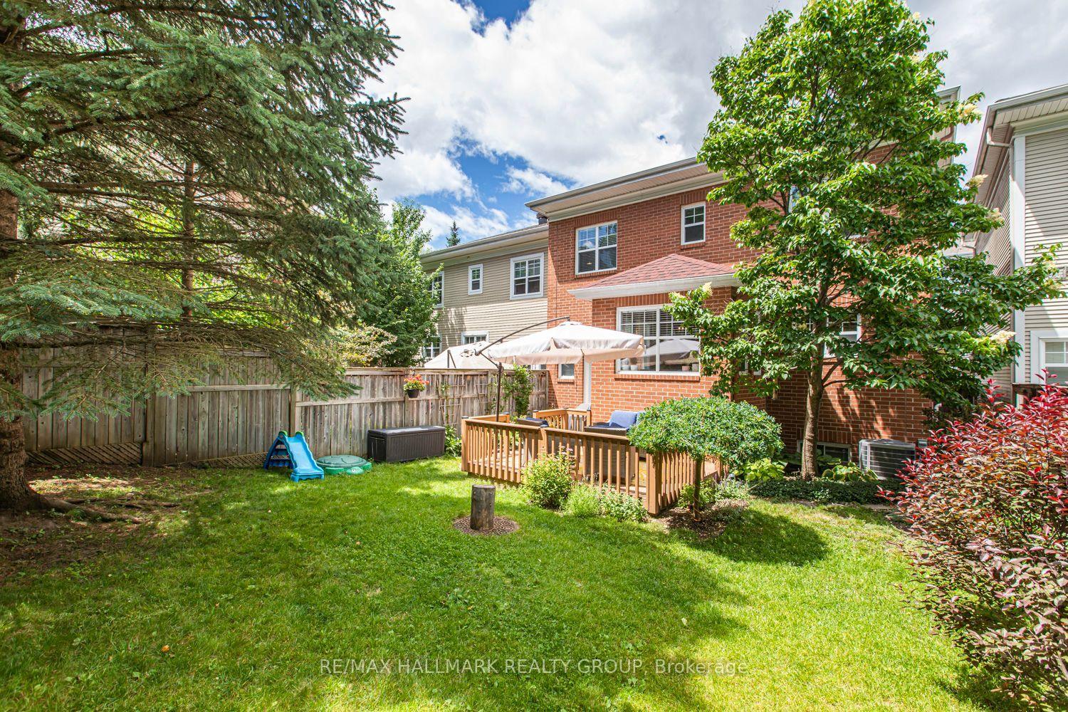 Photo 46 of 55 Jardin Private, Ottawa, Manor Park — HOMEH