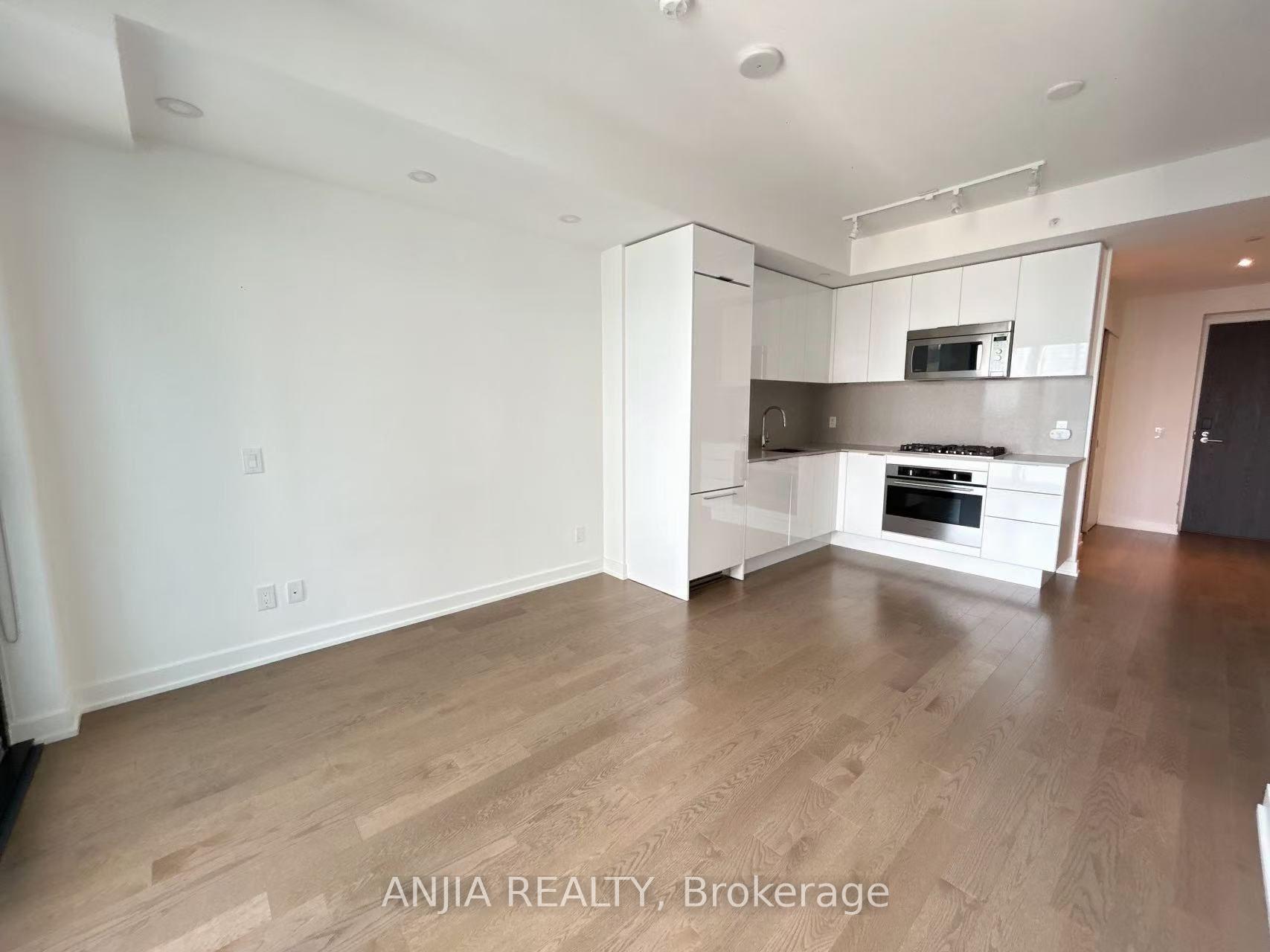 Photo 4 of Unit 4105, 20 Lombard Street, Toronto, Church-Yonge Corridor — HOMEH