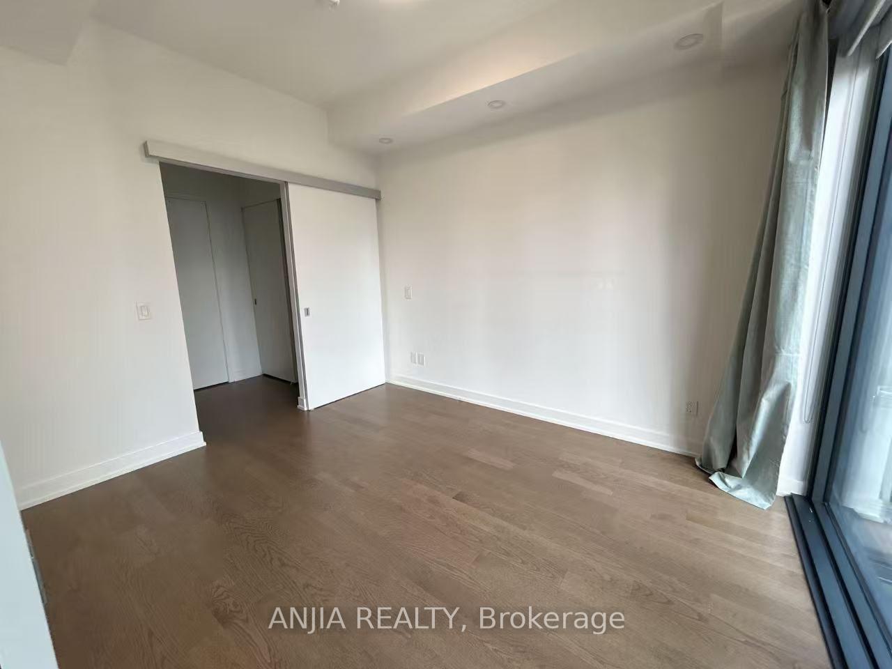 Photo 8 of Unit 4105, 20 Lombard Street, Toronto, Church-Yonge Corridor — HOMEH