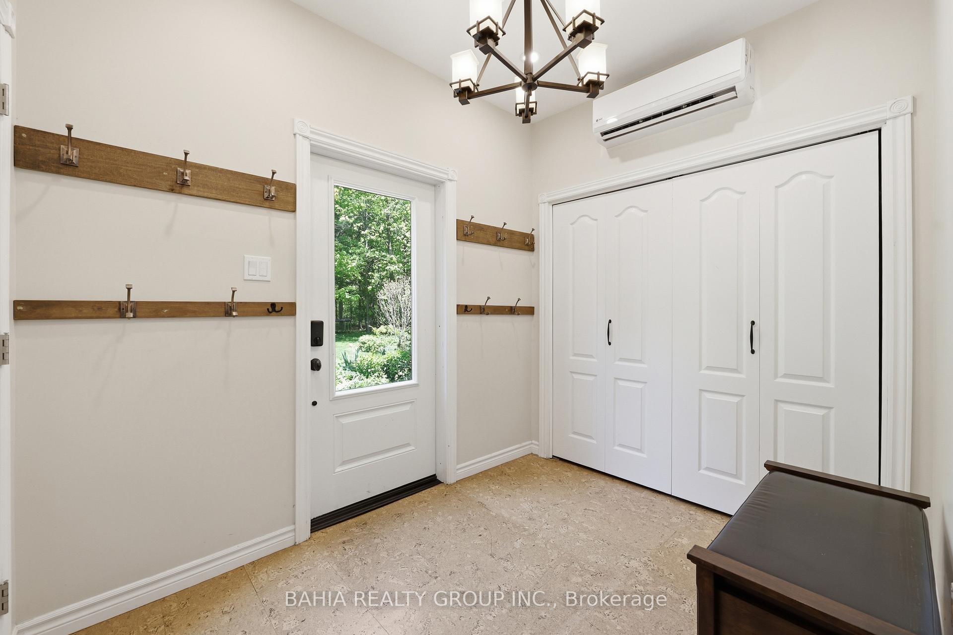 Photo 23 of 8663 Wood Close, Milton, Milton North — HOMEH