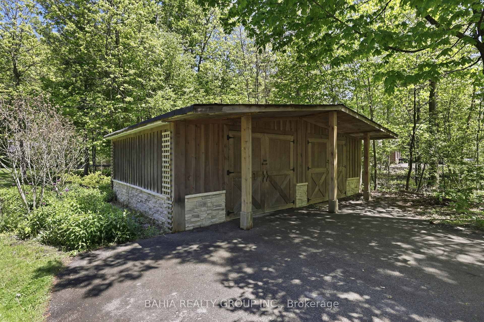 Photo 50 of 8663 Wood Close, Milton, Milton North — HOMEH