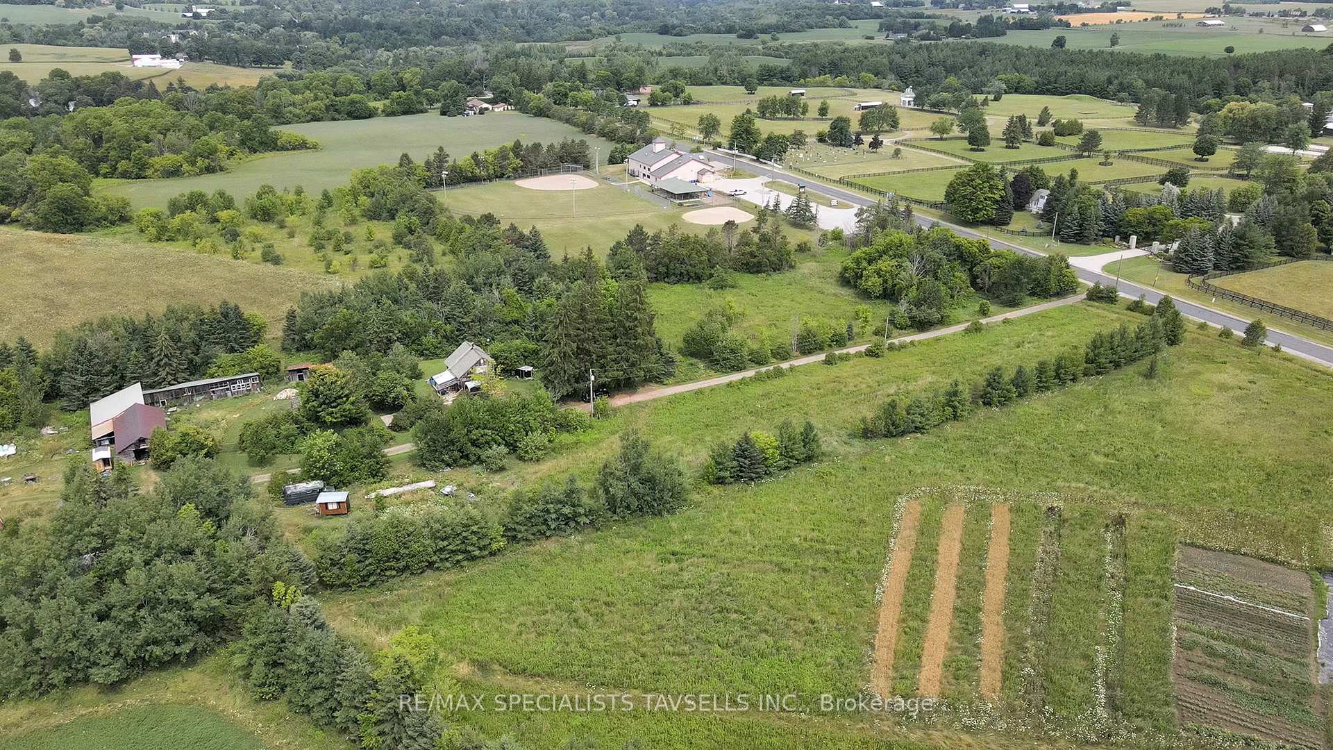 Photo 11 of 14130 Creditview Road, Caledon, Rural Caledon — HOMEH
