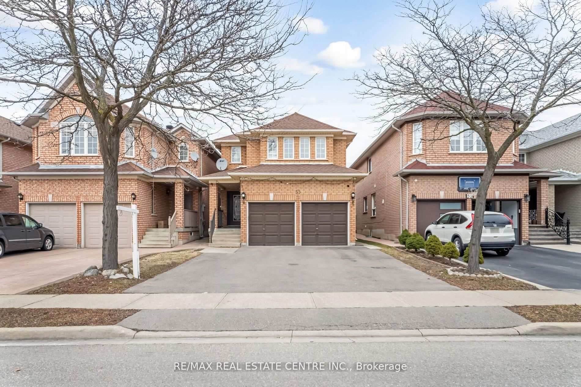 Photo 2 of 55 Golden Eagle Road, Brampton, Sandringham-Wellington — HOMEH