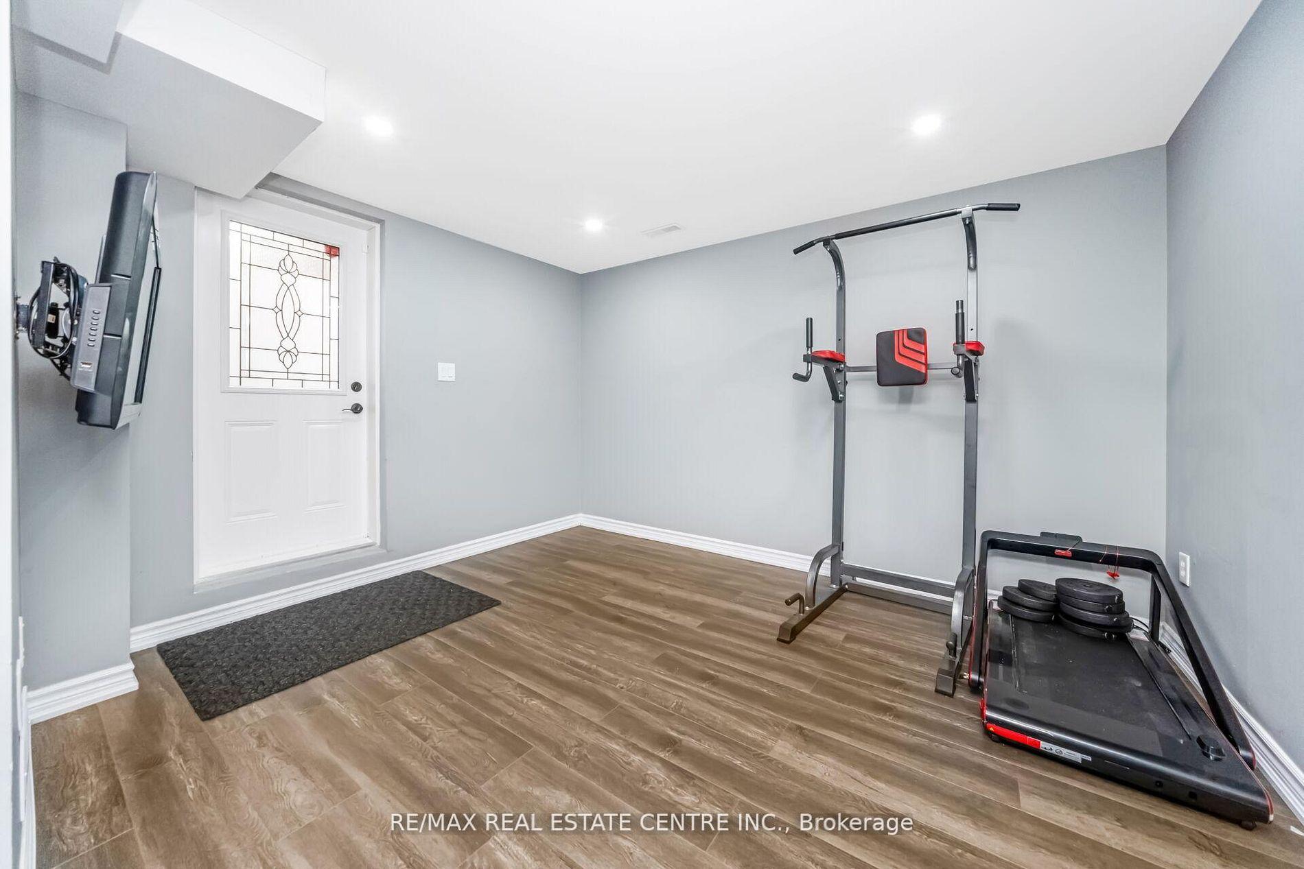 Photo 44 of 55 Golden Eagle Road, Brampton, Sandringham-Wellington — HOMEH