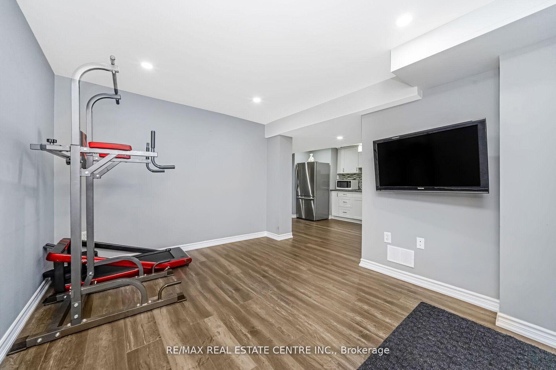 Photo 46 of 55 Golden Eagle Road, Brampton, Sandringham-Wellington — HOMEH