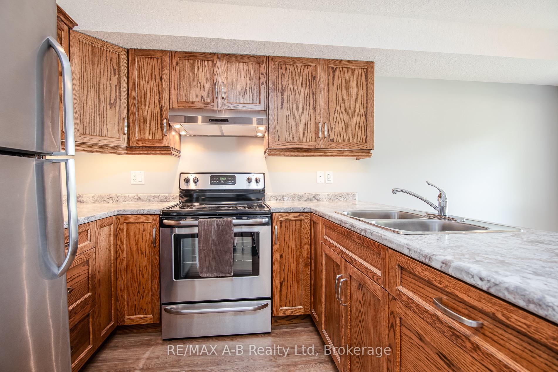 Photo 26 of Unit 1, 148 Borden Street, Stratford — HOMEH