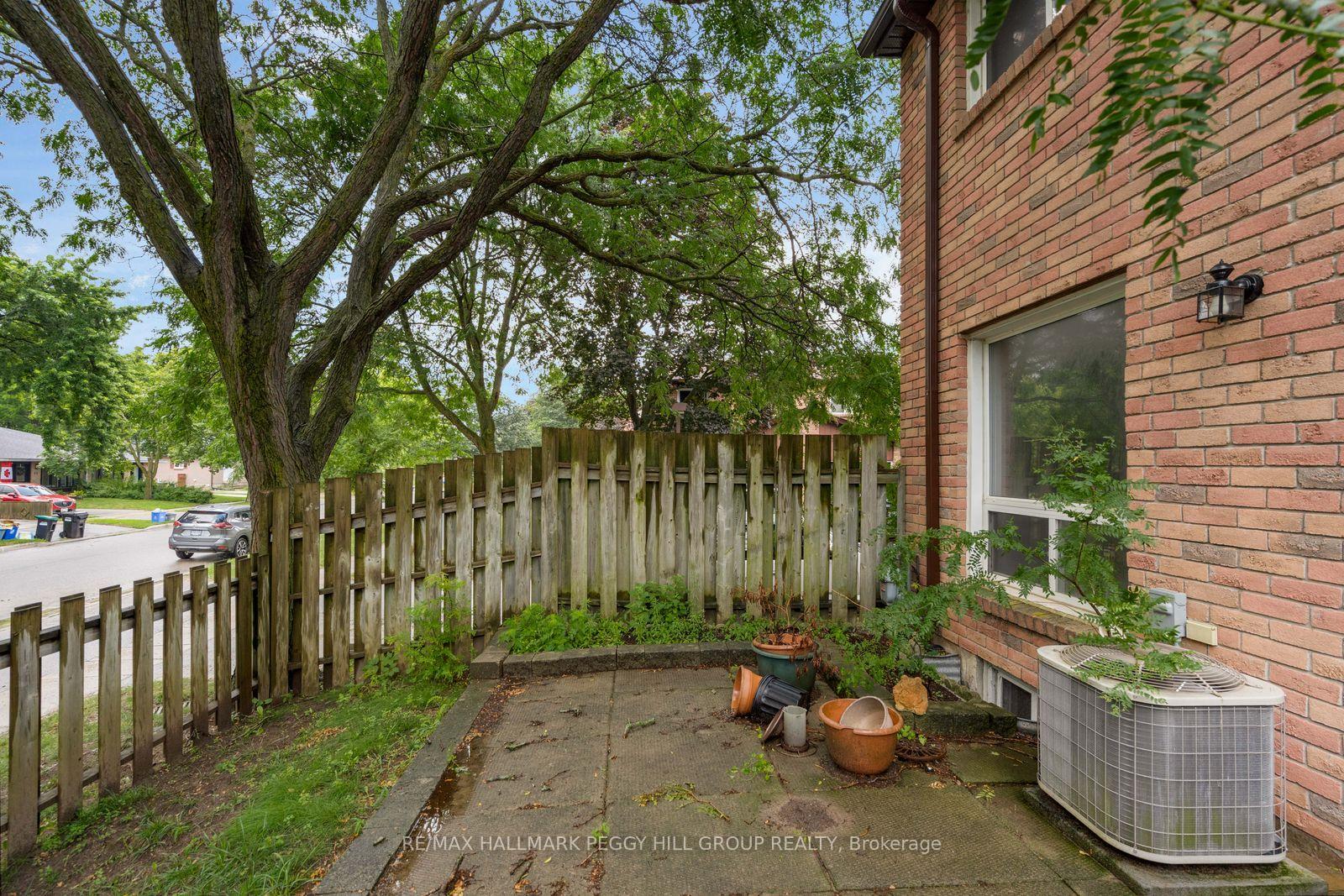 Photo 12 of Unit 38, 52 Adelaide Street, Barrie, Allandale — HOMEH
