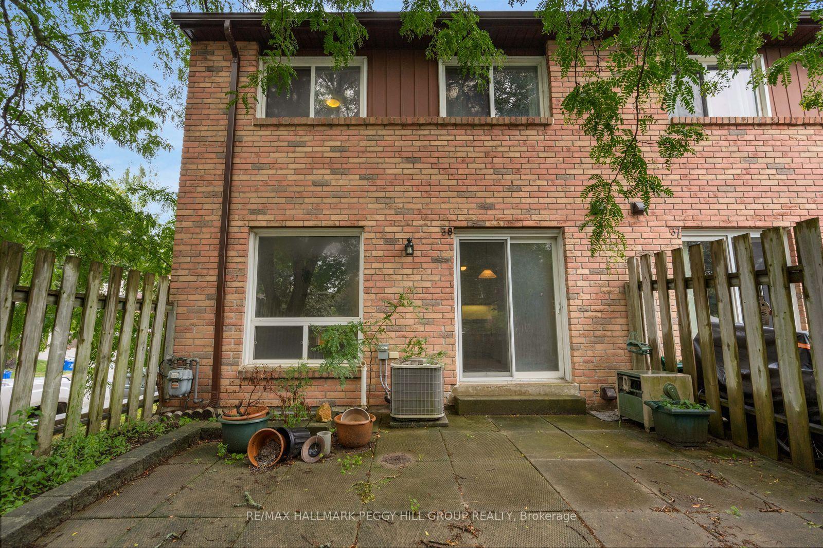 Photo 14 of Unit 38, 52 Adelaide Street, Barrie, Allandale — HOMEH