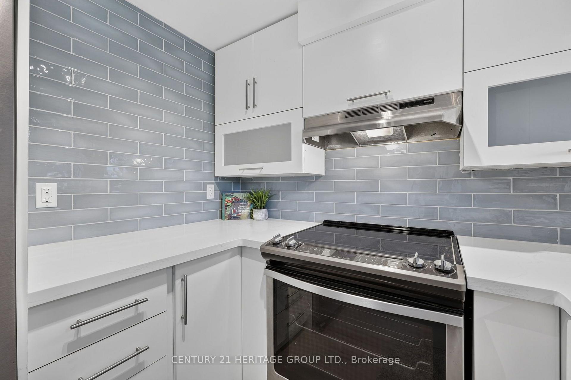 Photo 9 of 19 Majesty Boulevard, Barrie, Innis-Shore — HOMEH