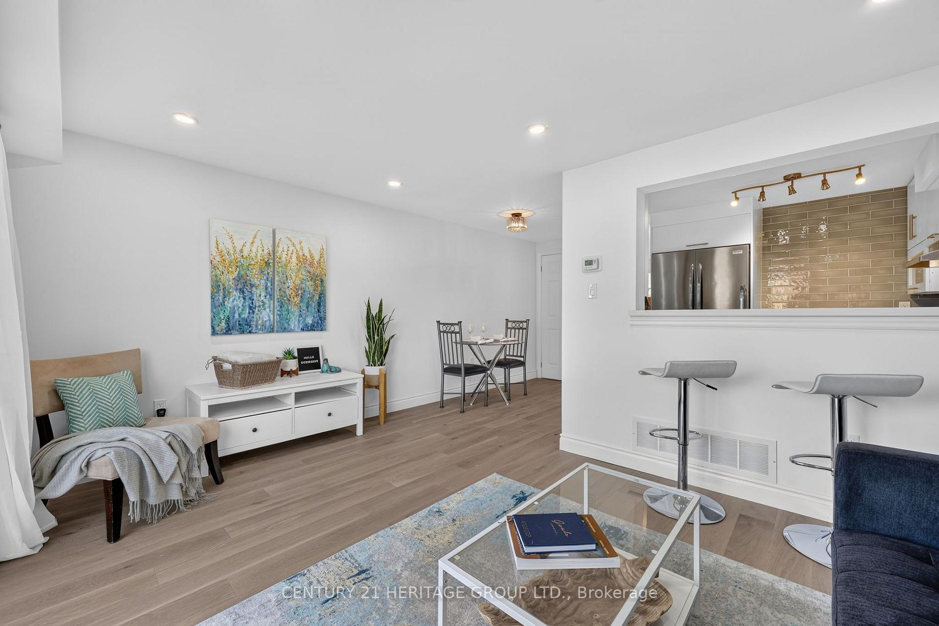 Photo 14 of 19 Majesty Boulevard, Barrie, Innis-Shore — HOMEH