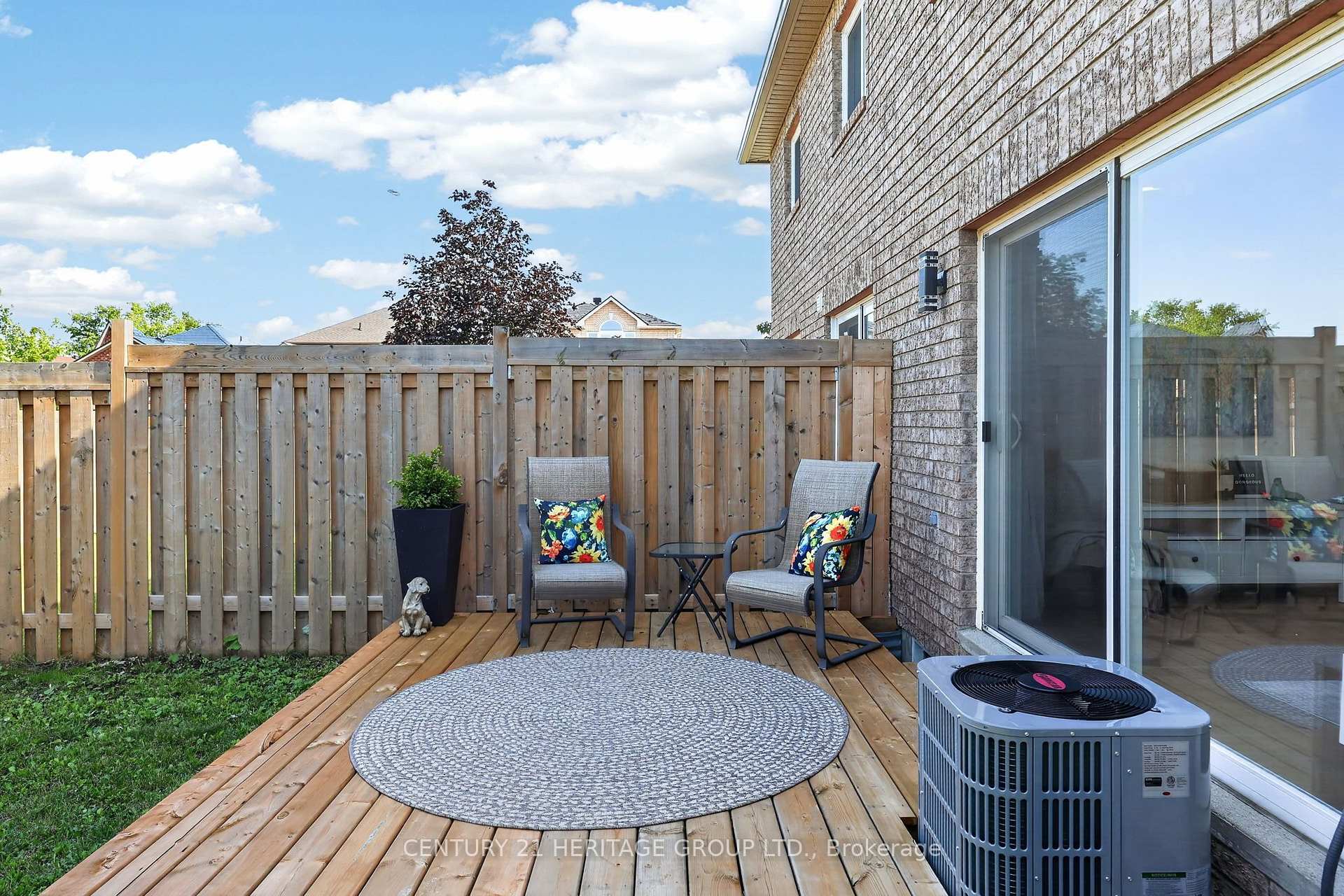 Photo 29 of 19 Majesty Boulevard, Barrie, Innis-Shore — HOMEH