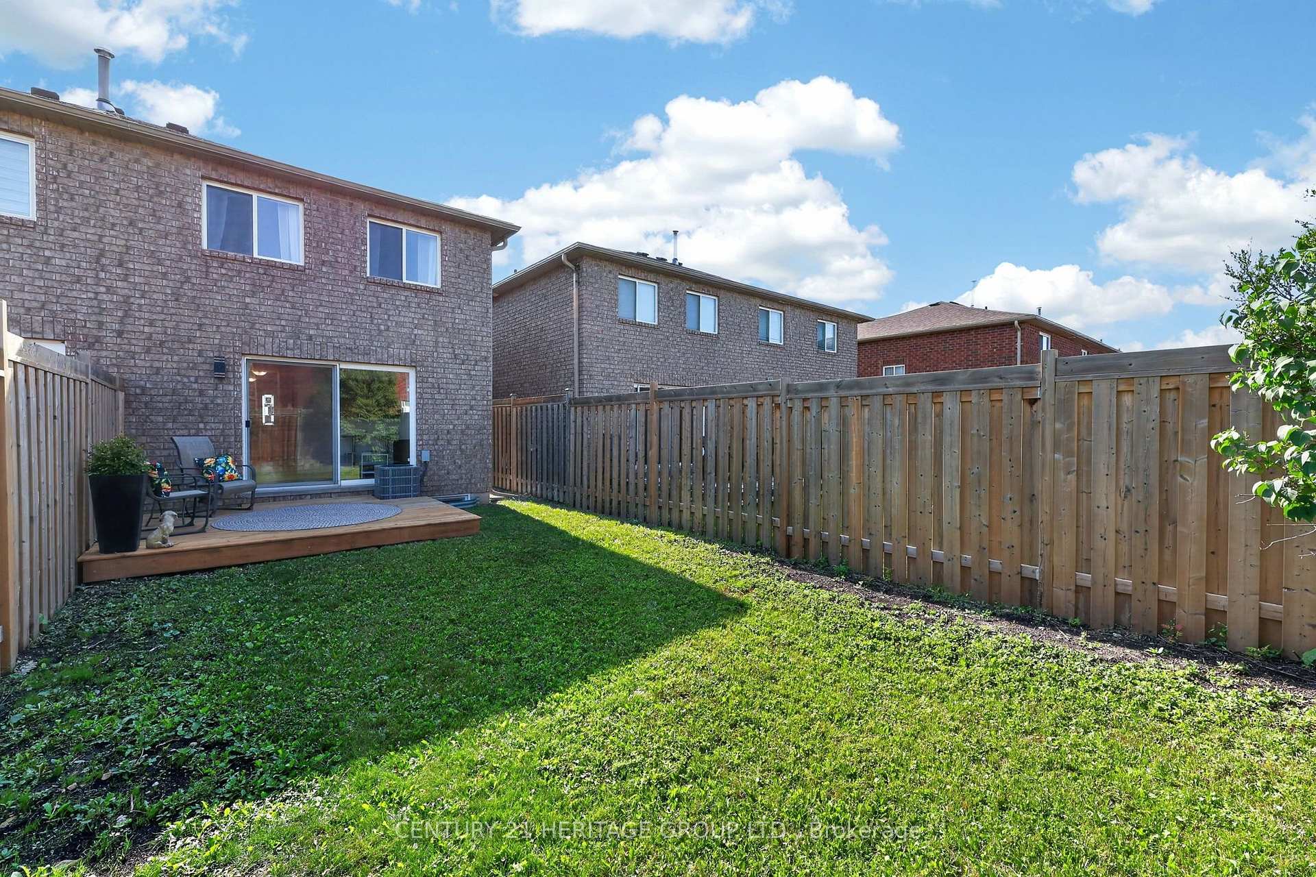 Photo 30 of 19 Majesty Boulevard, Barrie, Innis-Shore — HOMEH