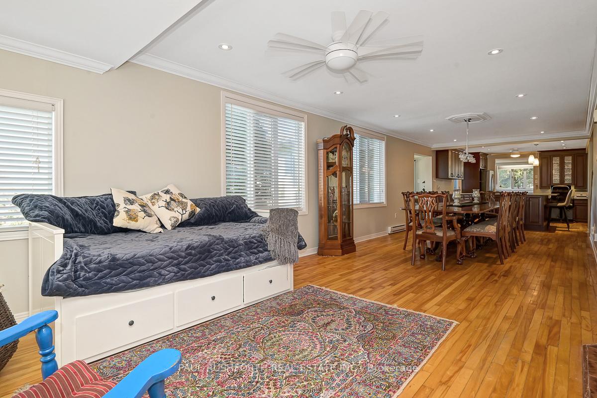 Photo 24 of 1565 Lilac Lane, Ottawa, Camelot — HOMEH