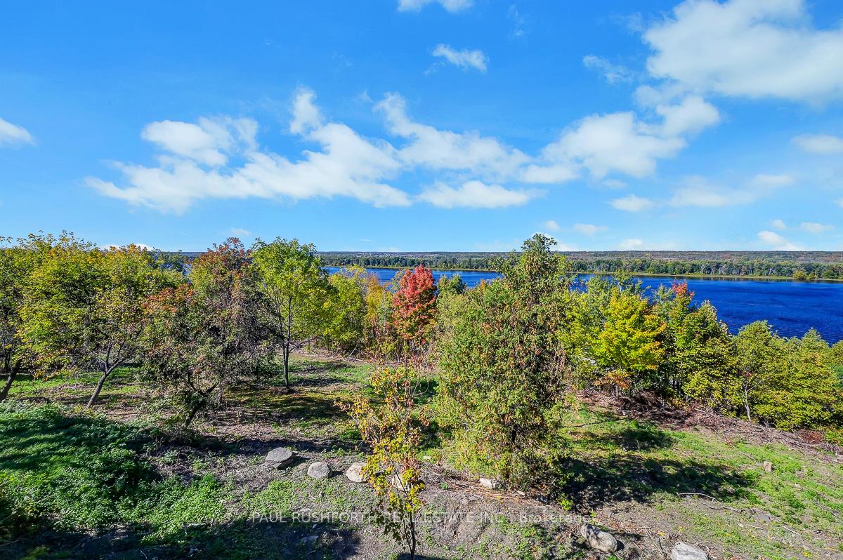 Photo 41 of 1565 Lilac Lane, Ottawa, Camelot — HOMEH