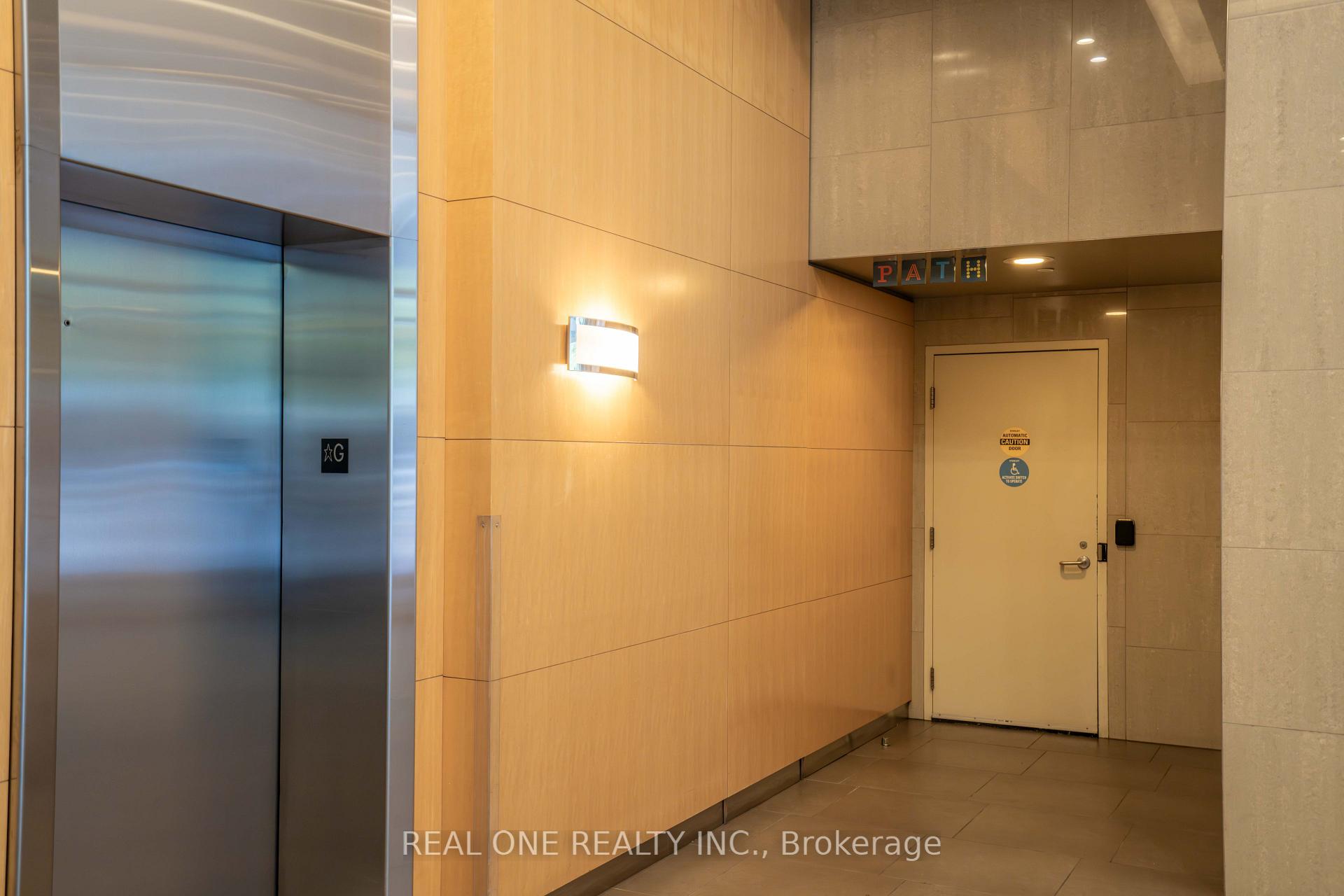 Photo 2 of Unit 1207, 65 Bremner Boulevard, Toronto, Waterfront Communities — HOMEH