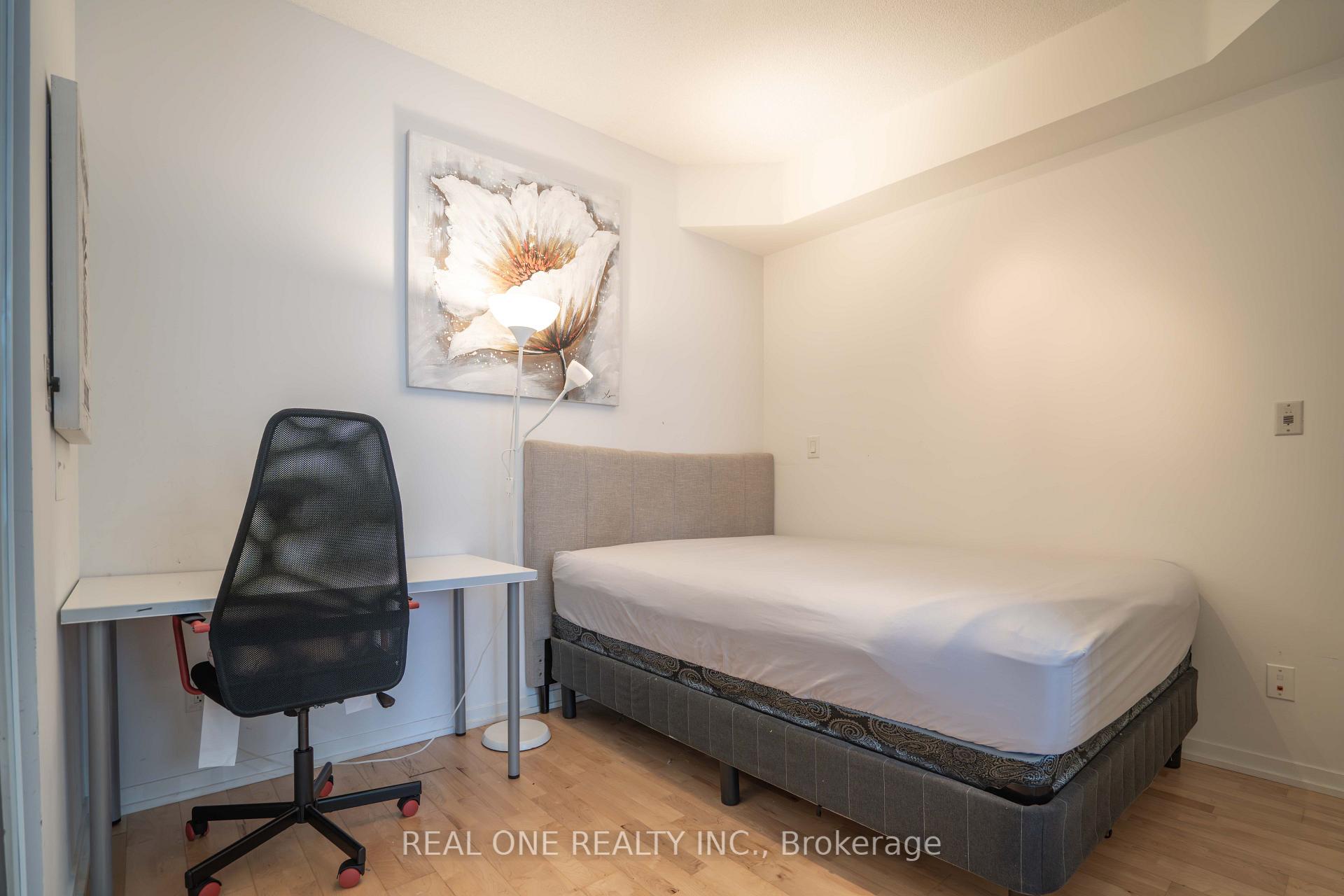 Photo 12 of Unit 1207, 65 Bremner Boulevard, Toronto, Waterfront Communities — HOMEH
