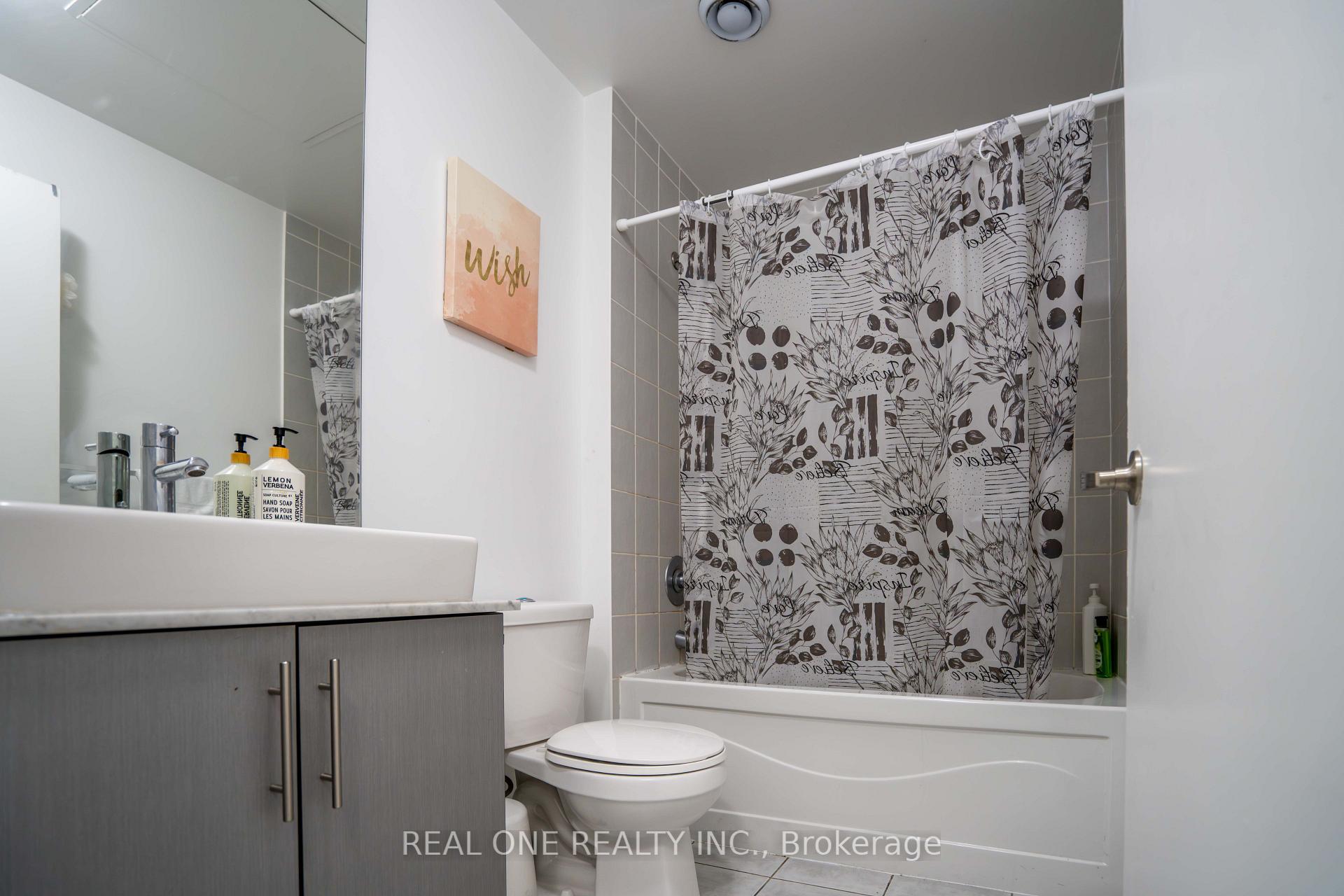 Photo 15 of Unit 1207, 65 Bremner Boulevard, Toronto, Waterfront Communities — HOMEH