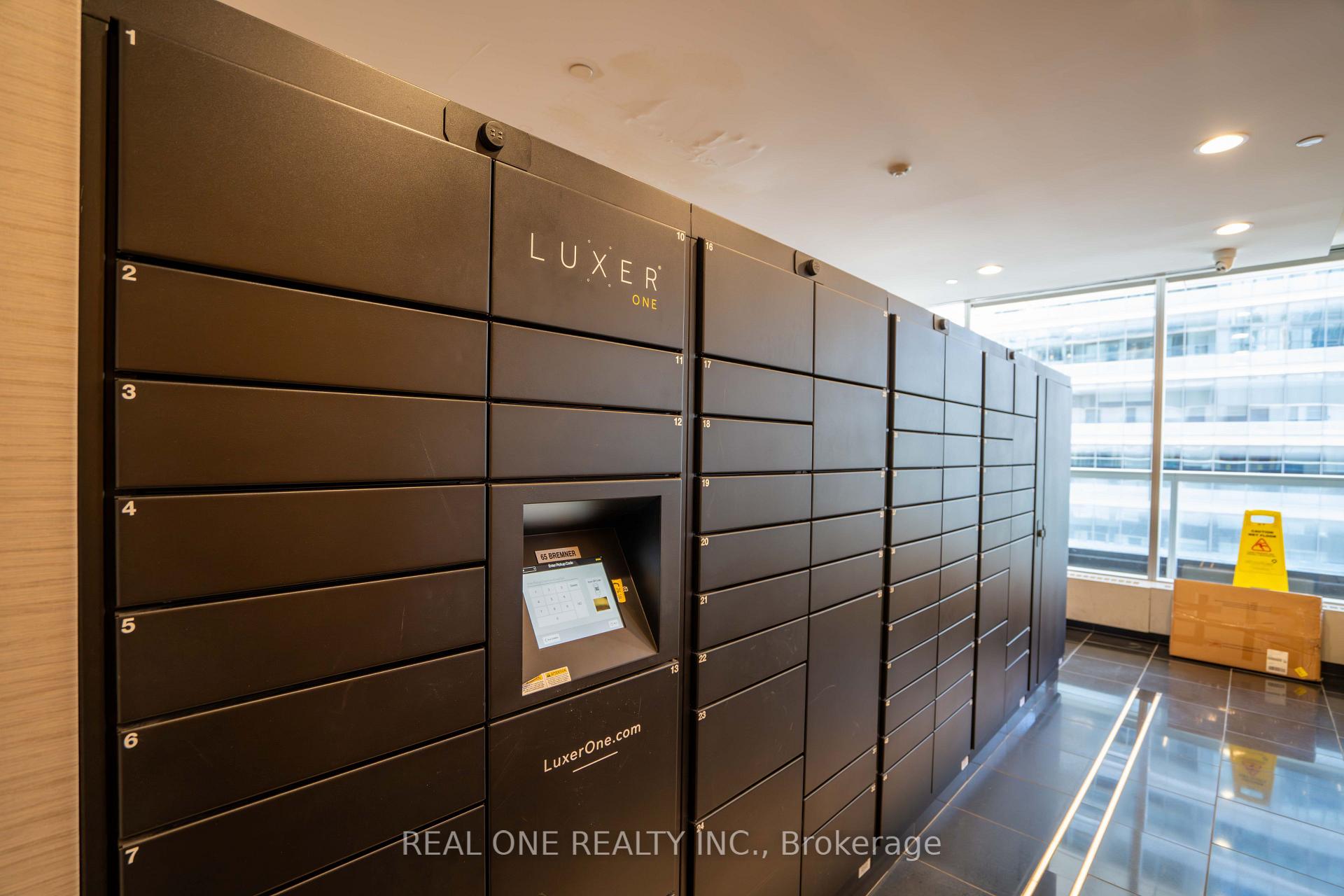 Photo 23 of Unit 1207, 65 Bremner Boulevard, Toronto, Waterfront Communities — HOMEH