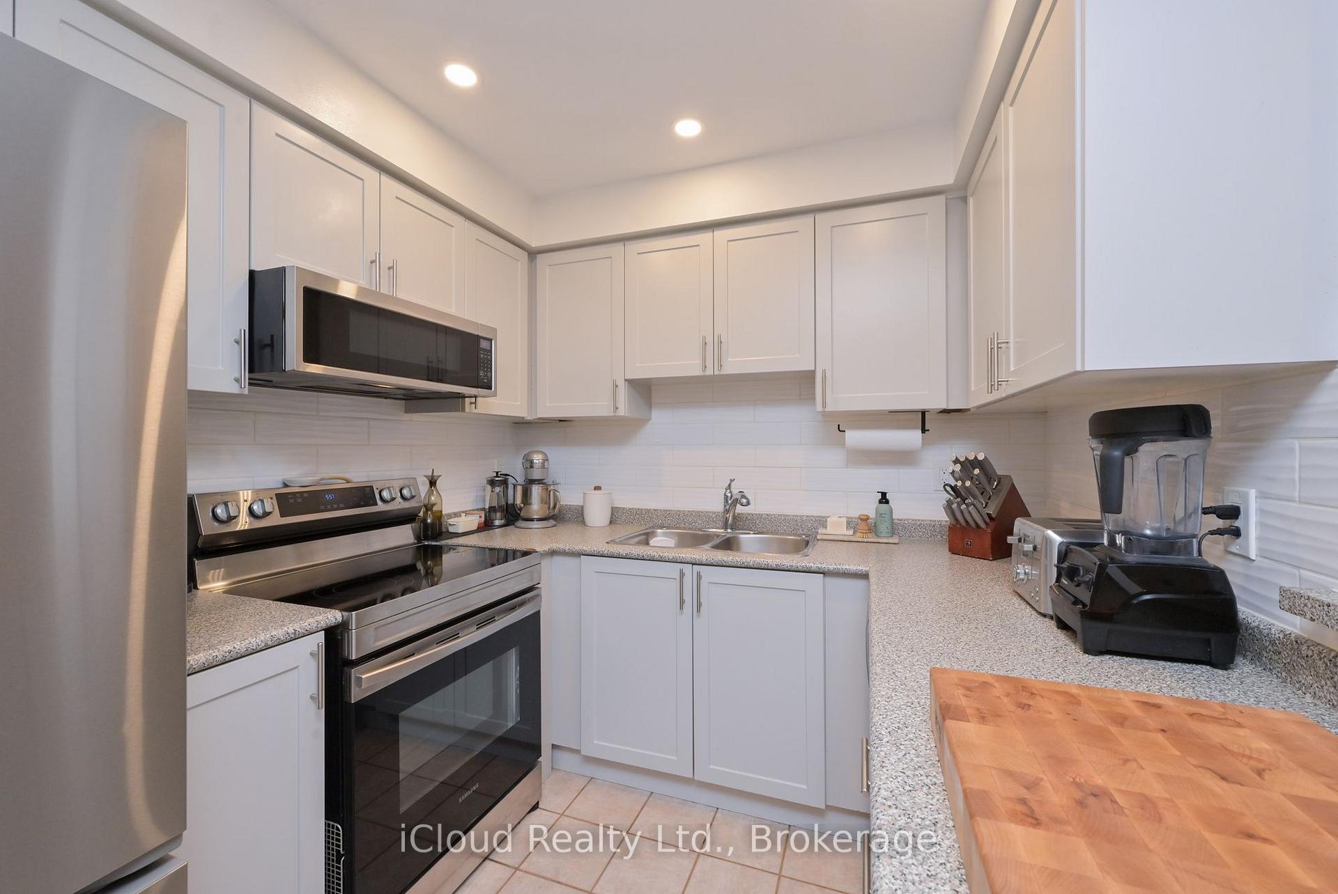 Photo 6 of 97 Mugford Road, Aurora, Bayview Wellington — HOMEH