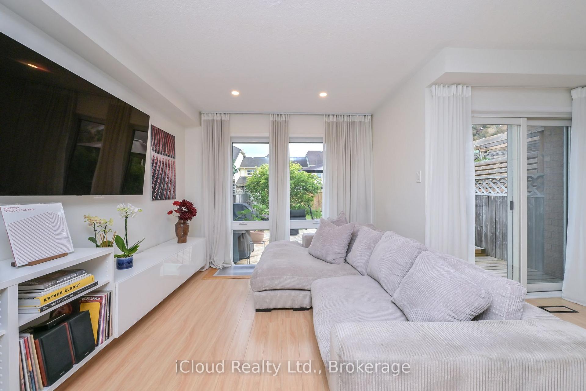 Photo 12 of 97 Mugford Road, Aurora, Bayview Wellington — HOMEH